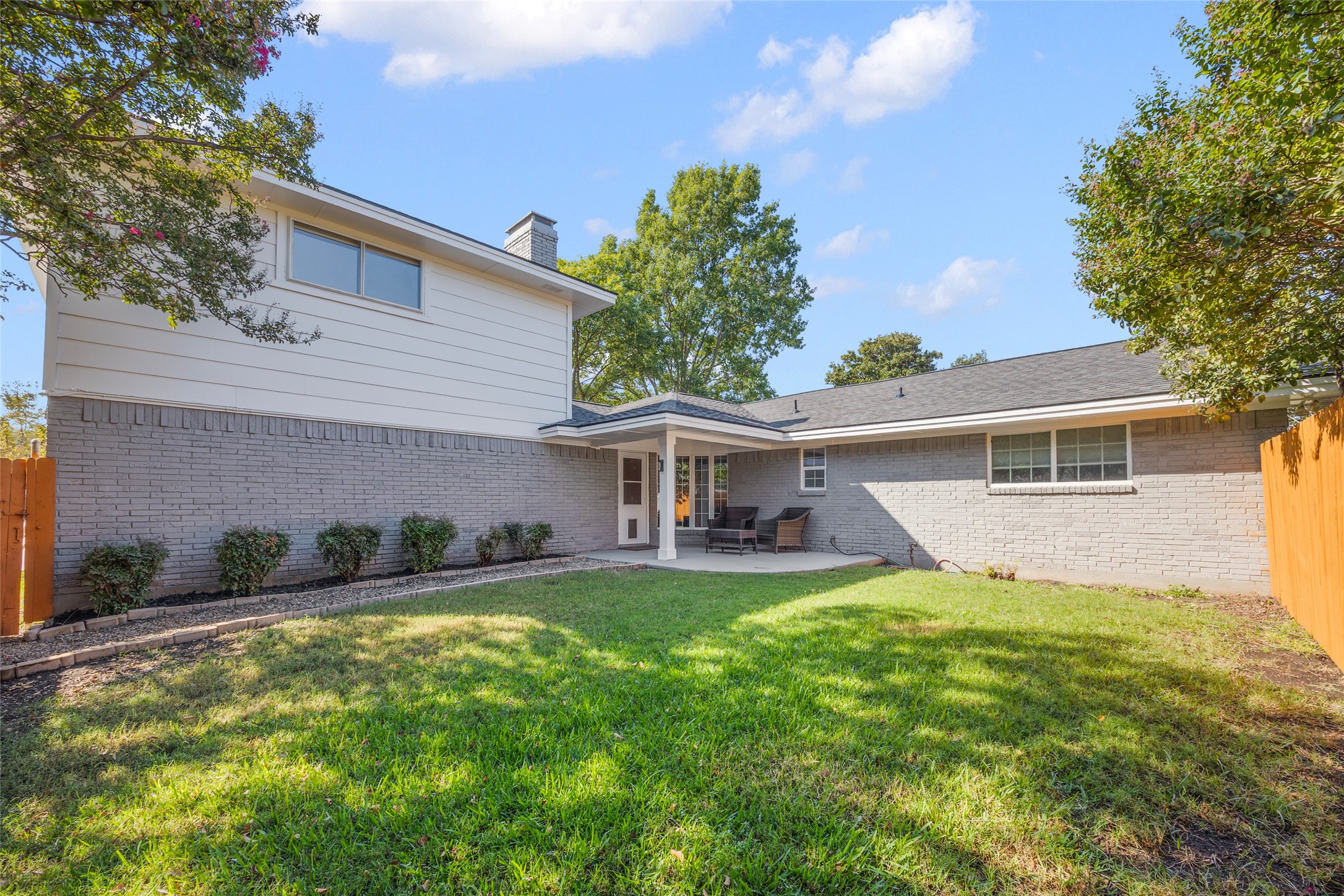1700 Cloister Way