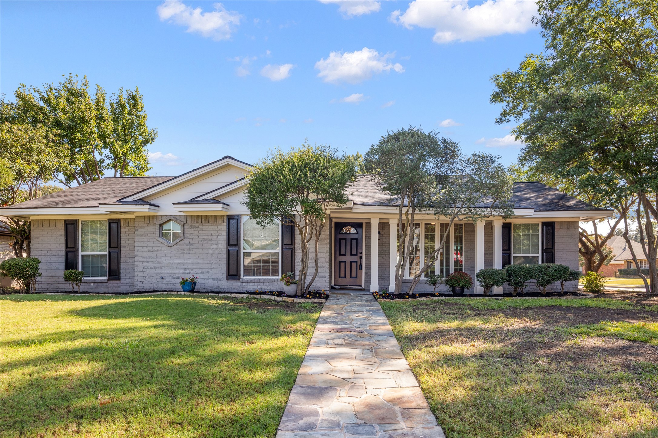1700 Cloister Way