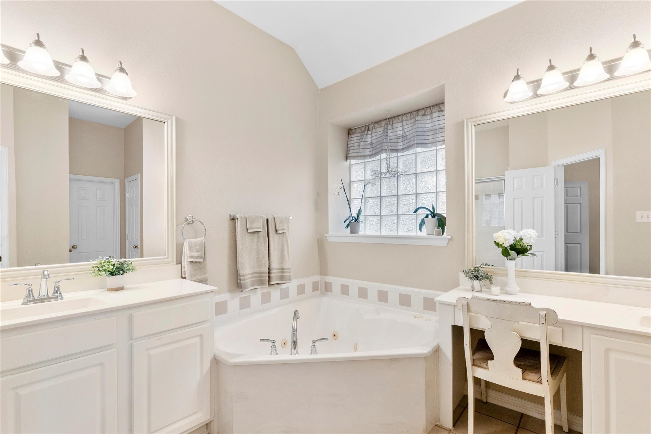 4280 Armistice Drive