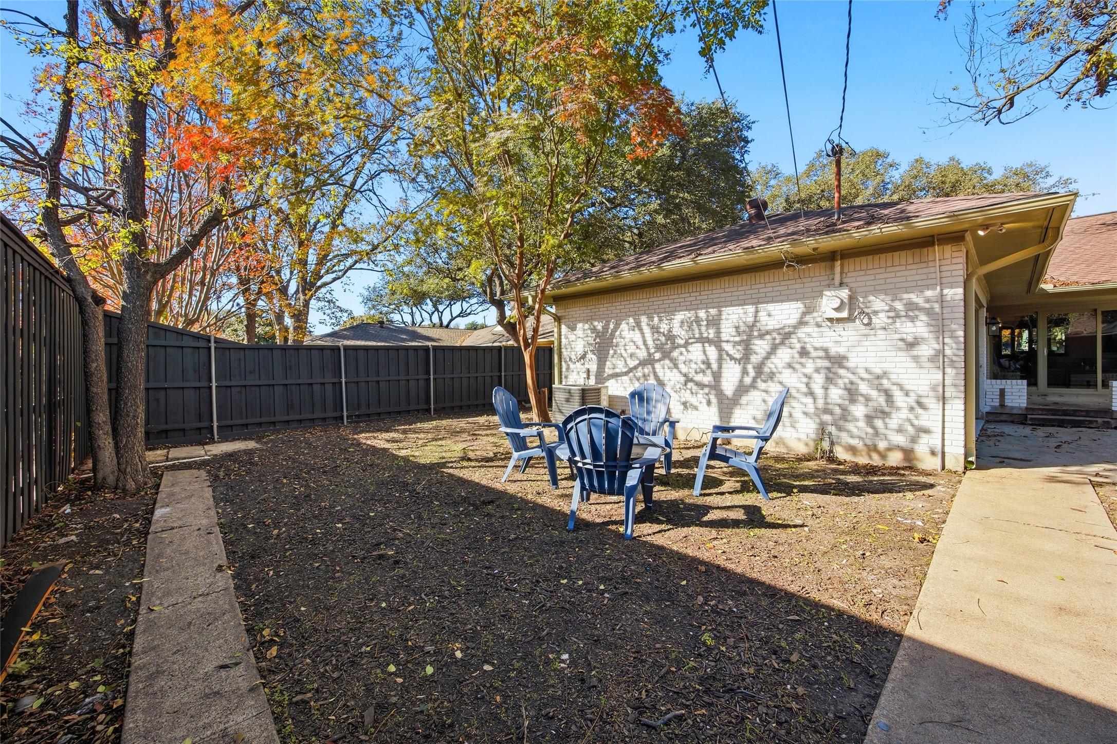 6116 E University Boulevard