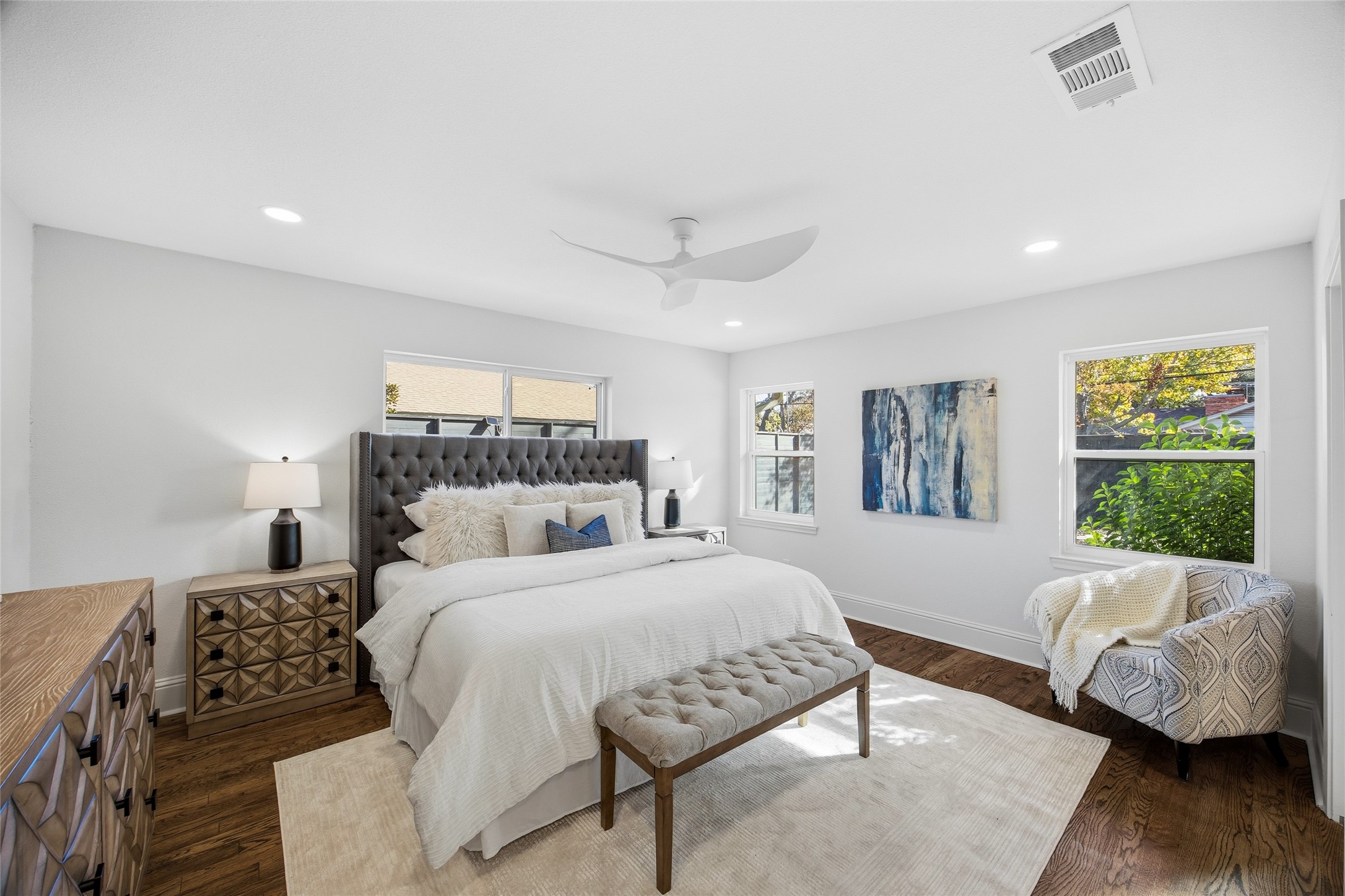 6116 E University Boulevard