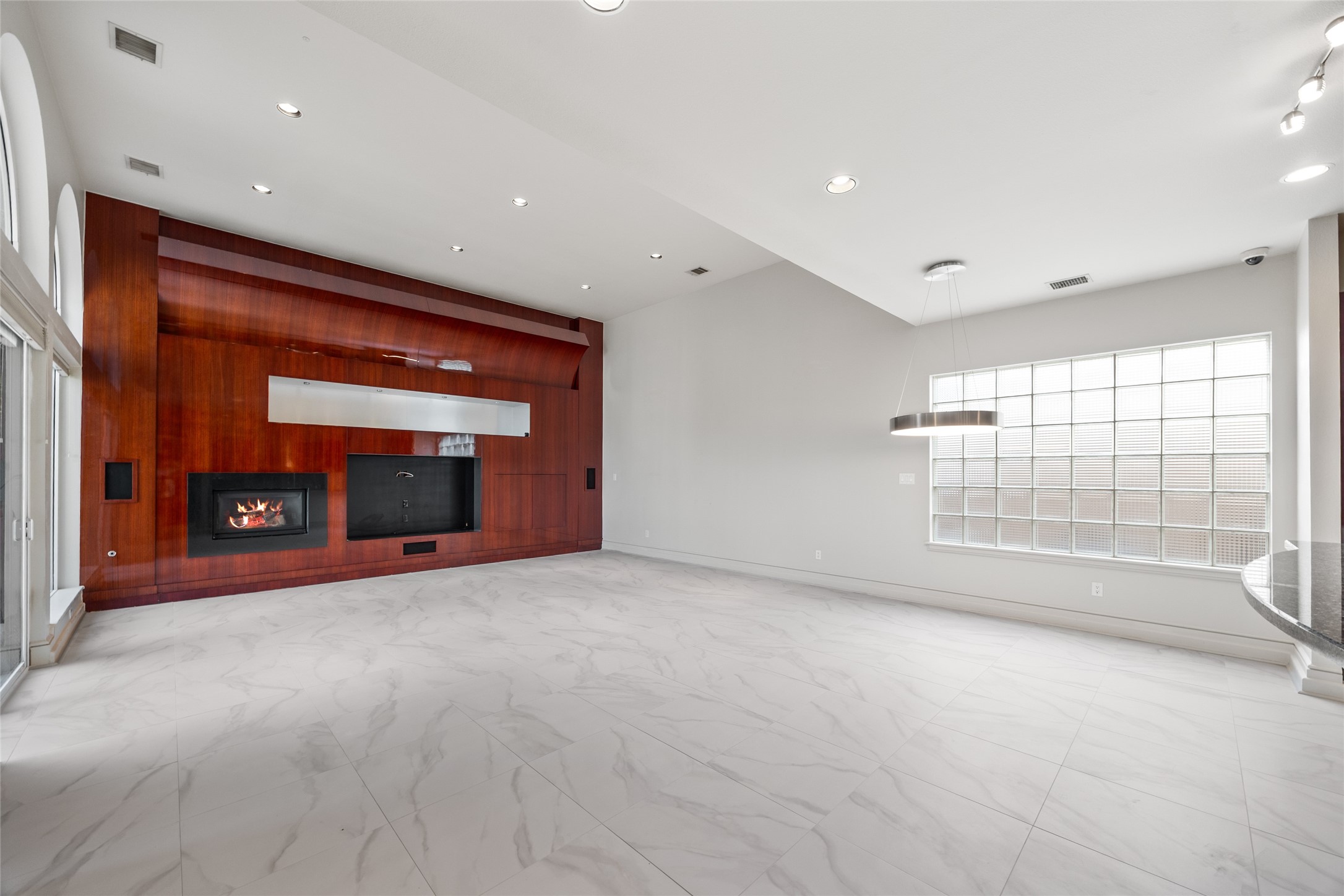 5608 Stone Cliff Court