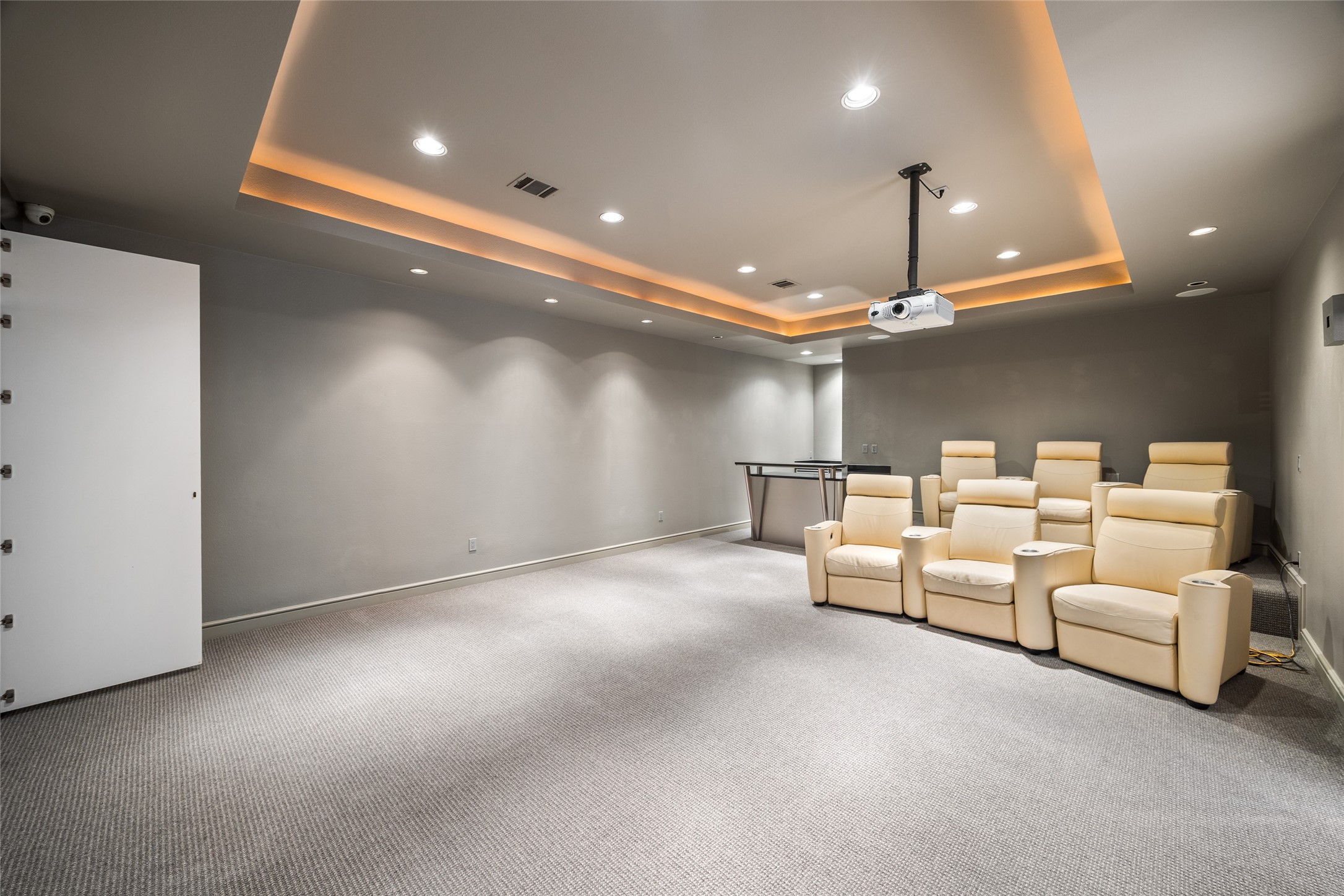 5608 Stone Cliff Court