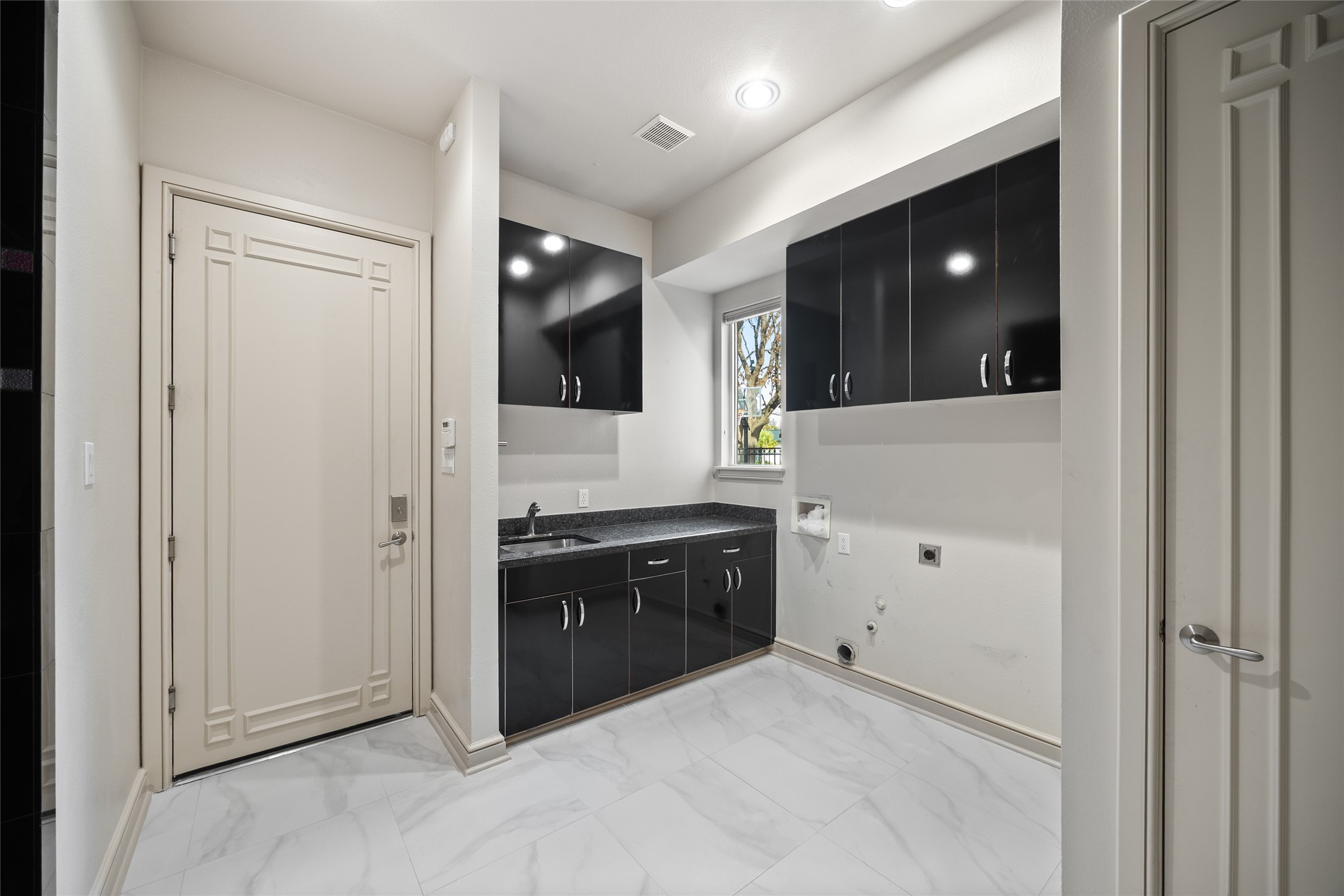 5608 Stone Cliff Court