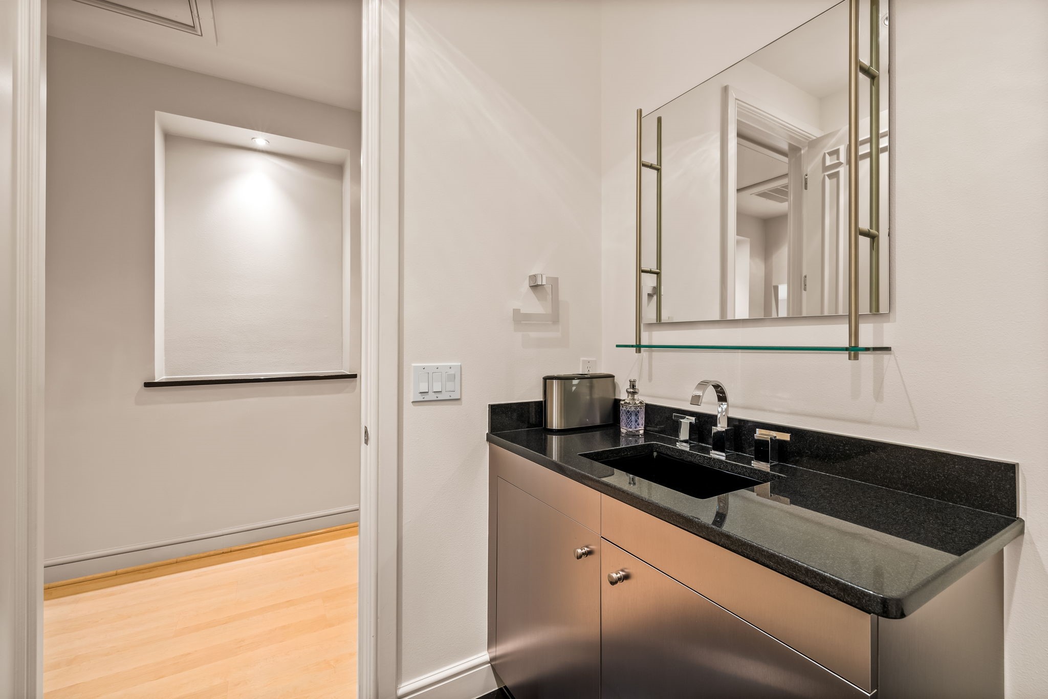 5608 Stone Cliff Court