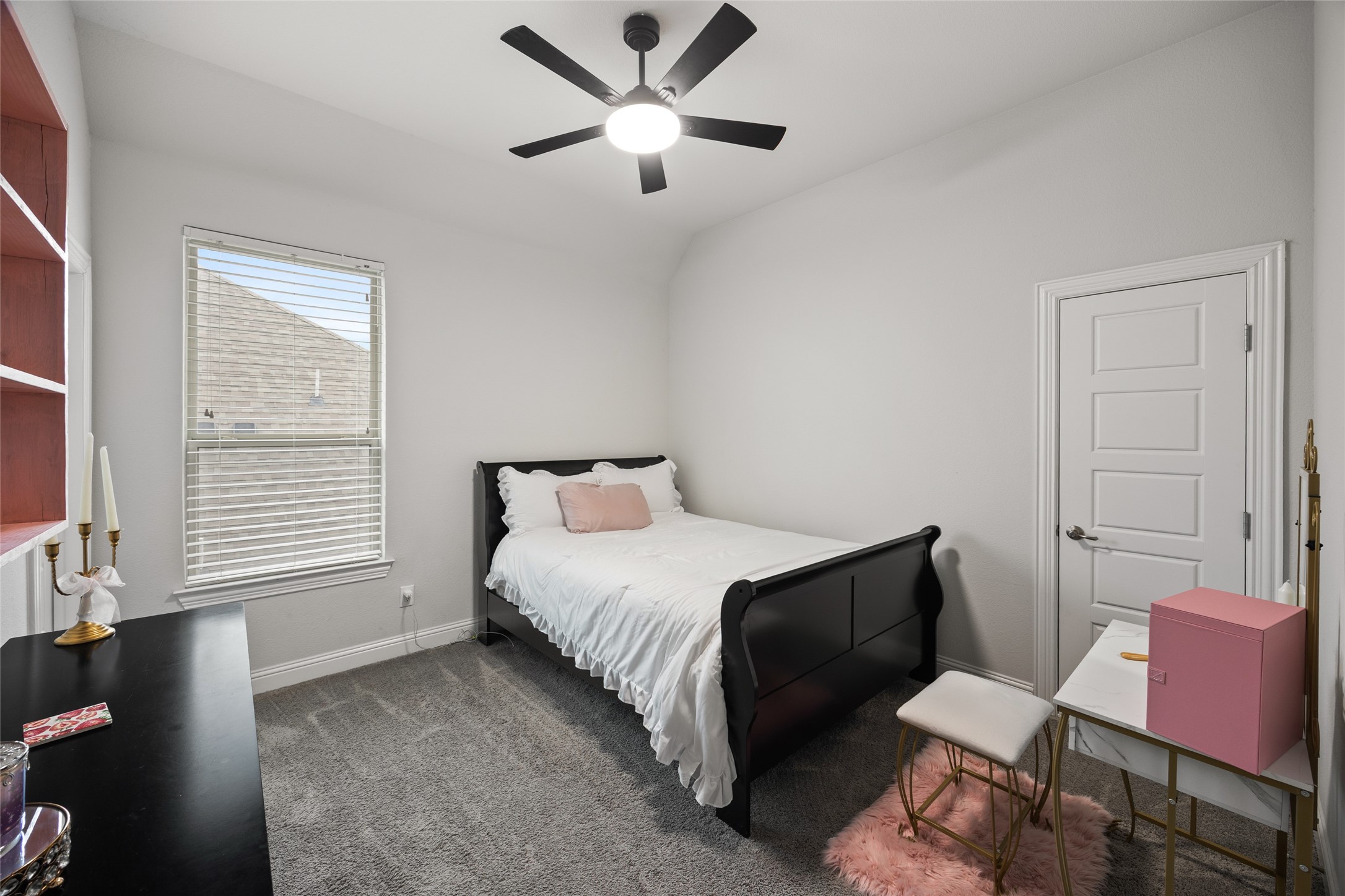 2212 Brooks Trail