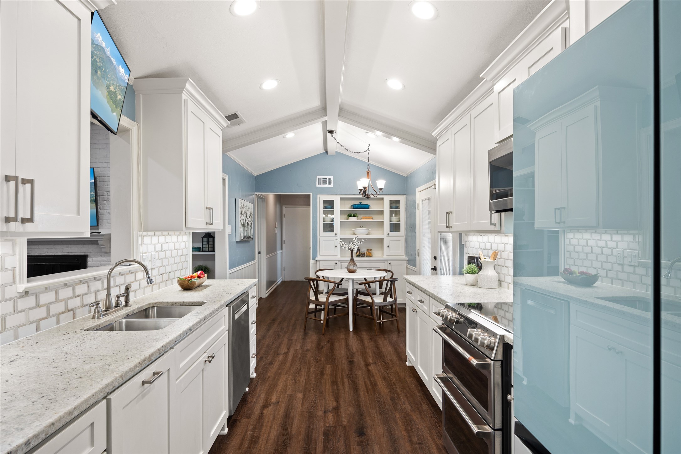 7246 La Sobrina Drive