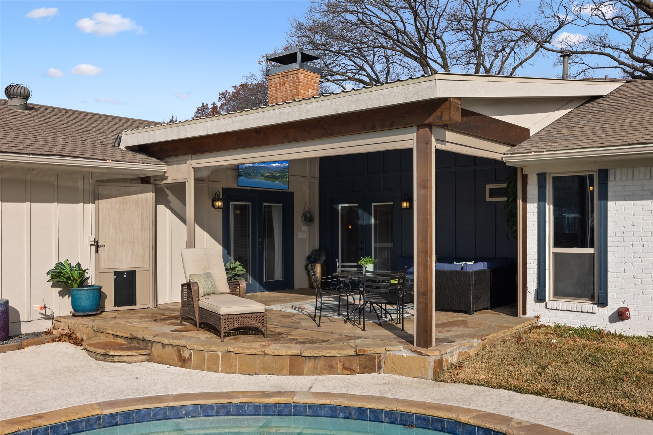 7246 La Sobrina Drive