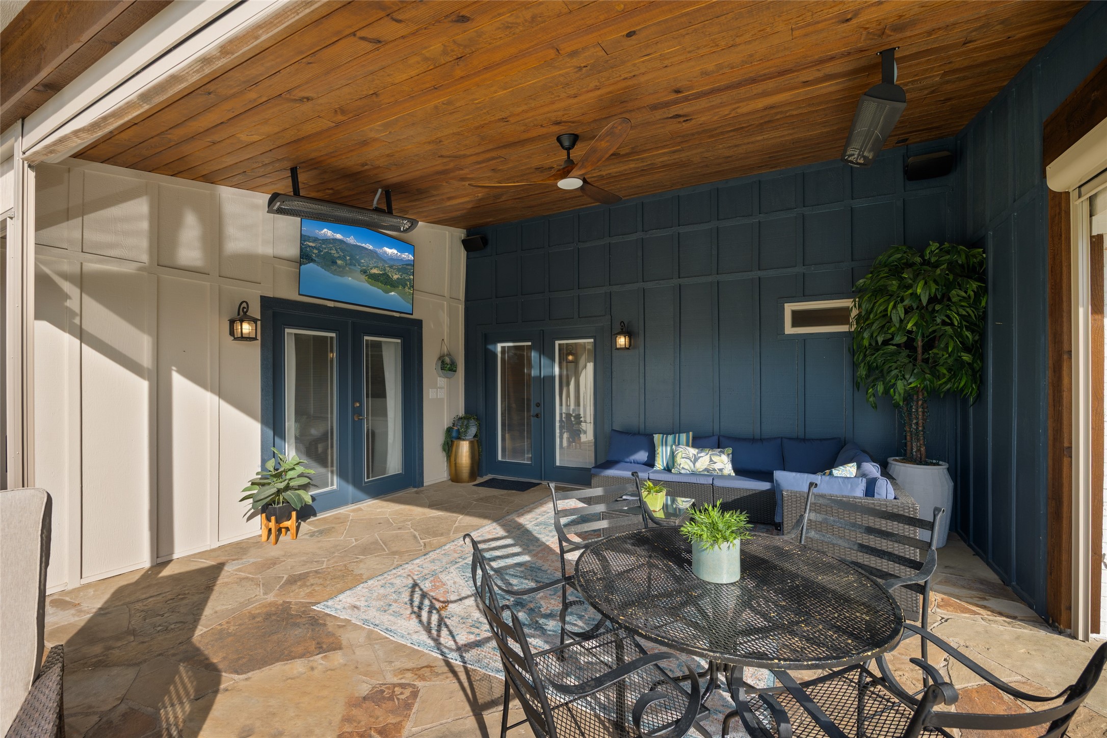 7246 La Sobrina Drive