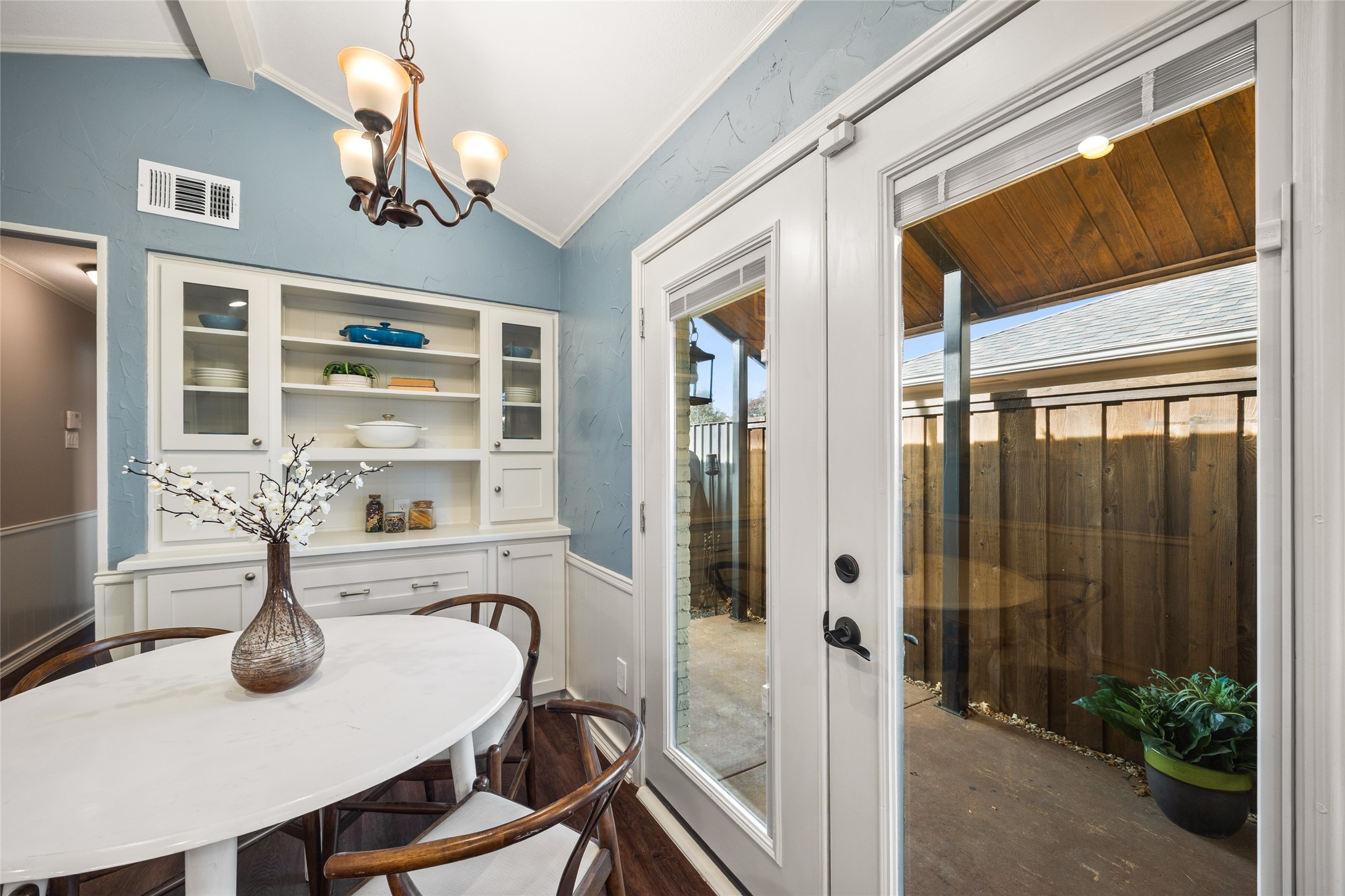 7246 La Sobrina Drive