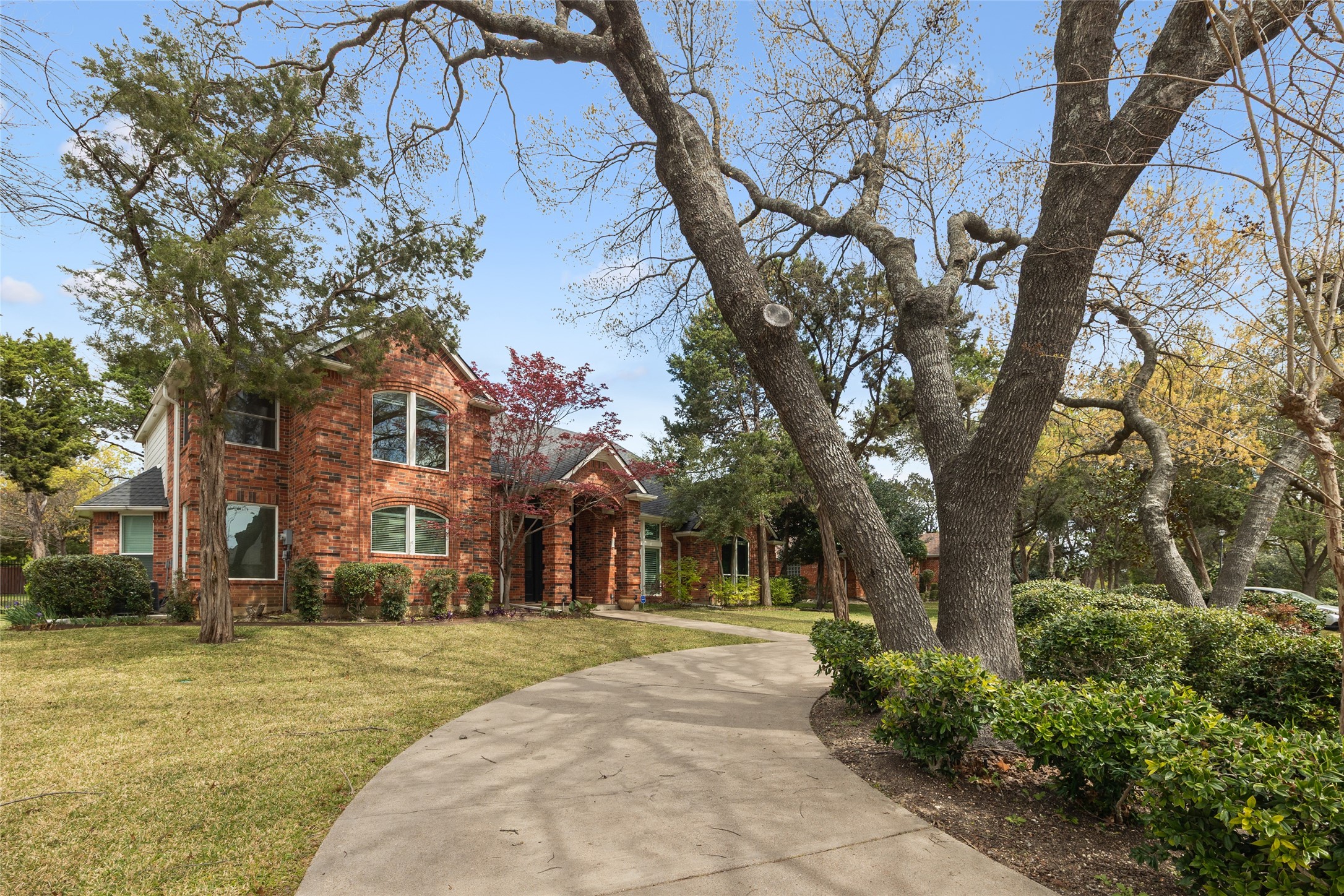 8 Equestrian Trail