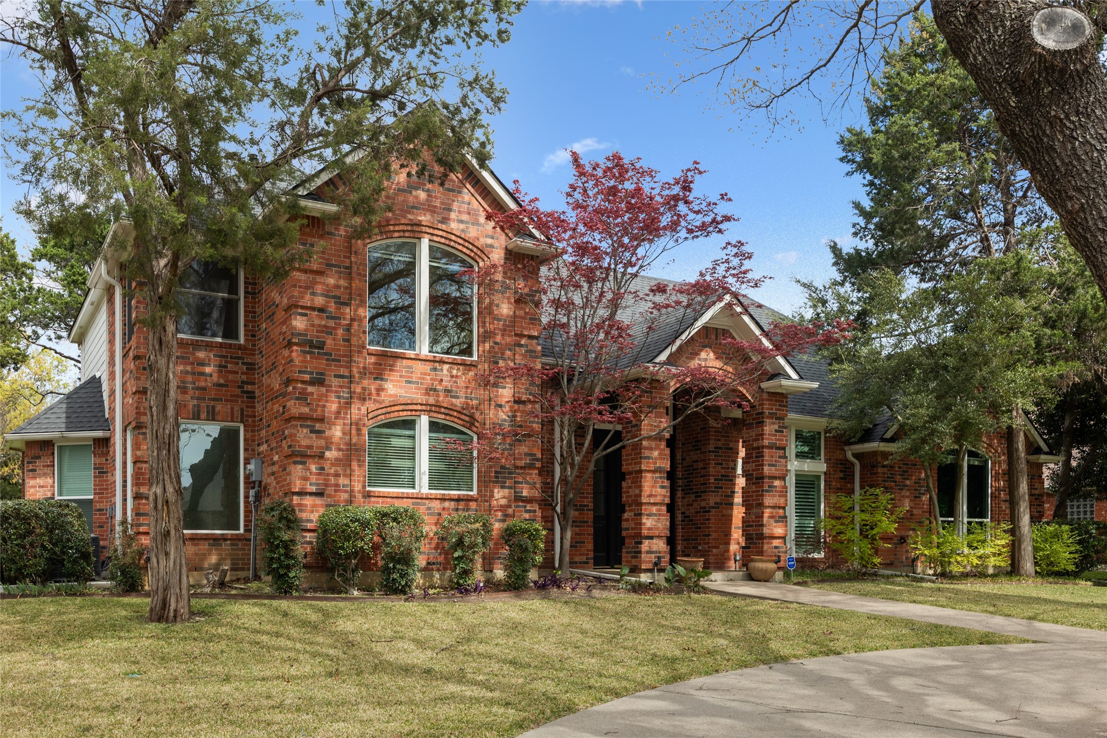 8 Equestrian Trail