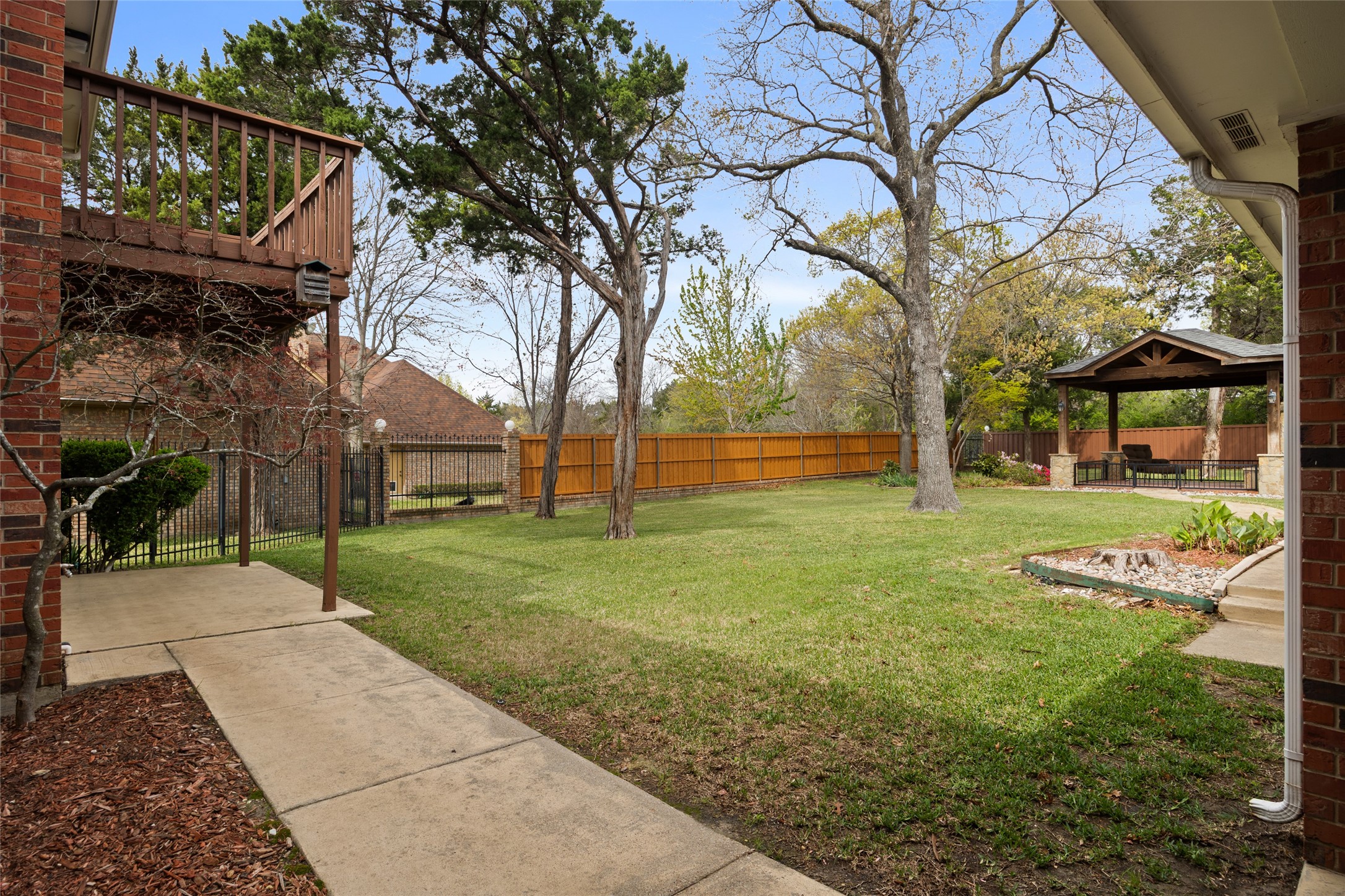 8 Equestrian Trail