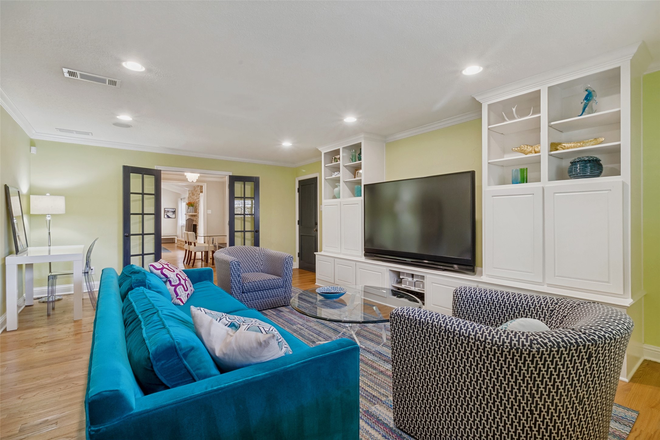 4148 Myerwood Lane