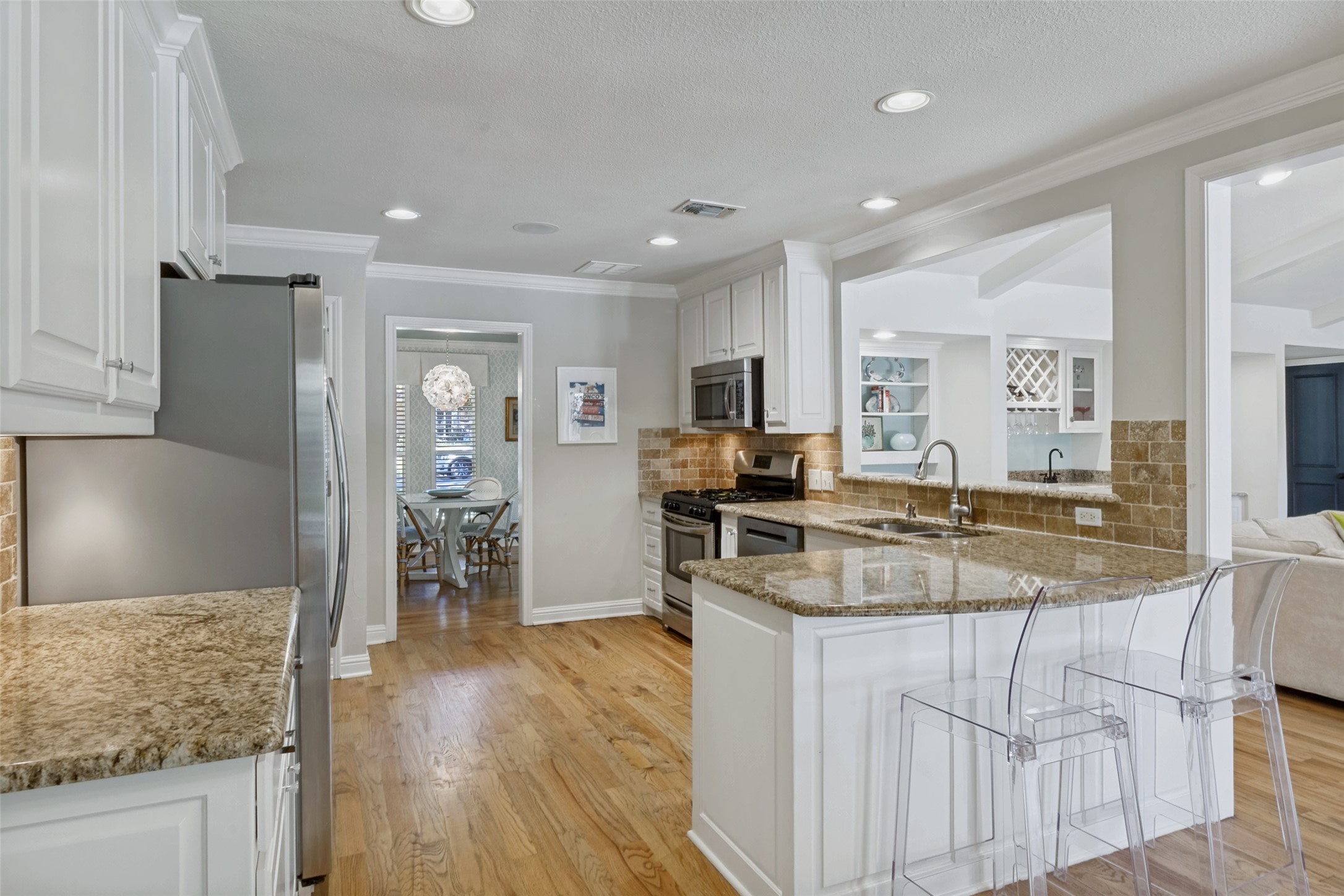 4148 Myerwood Lane