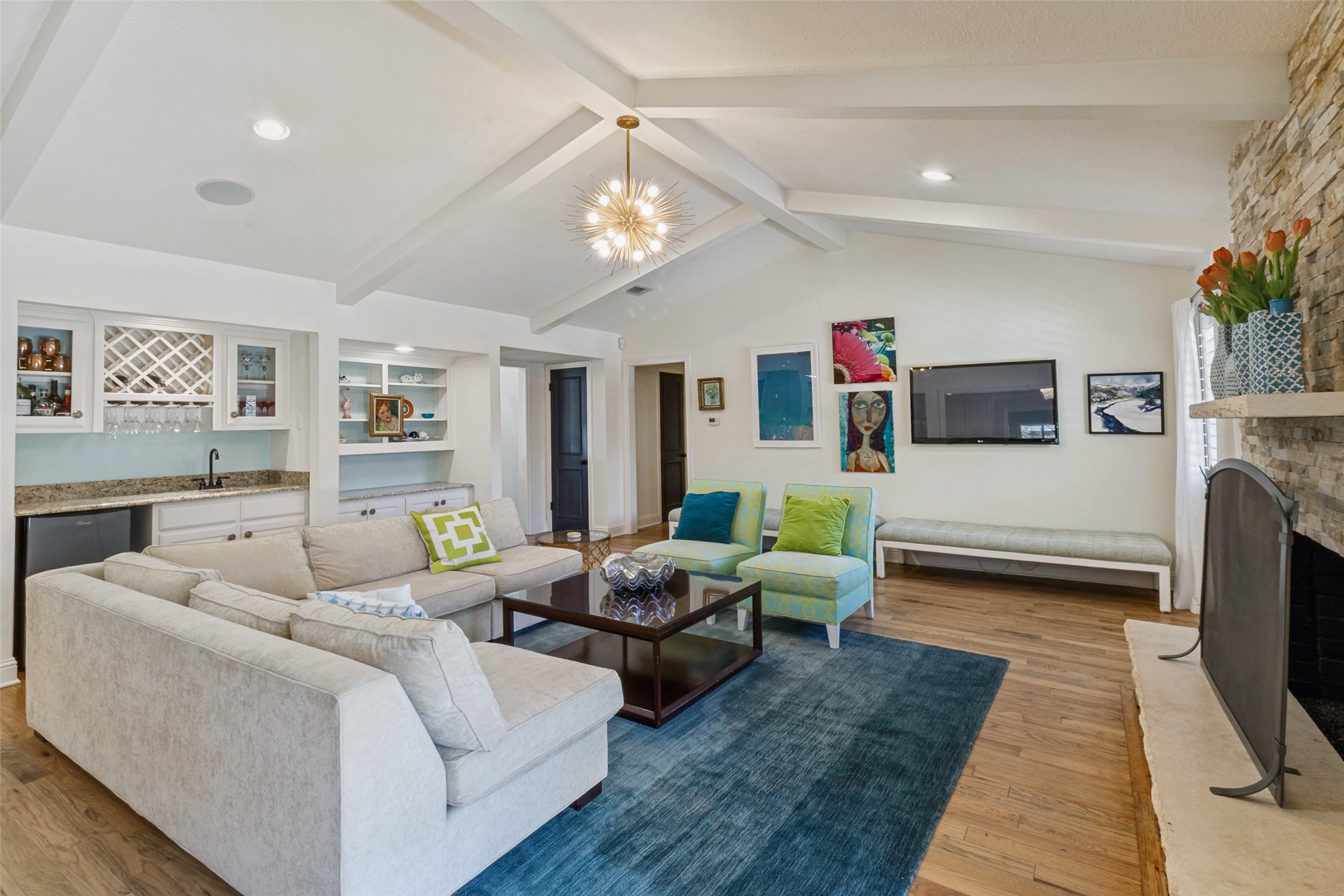 4148 Myerwood Lane