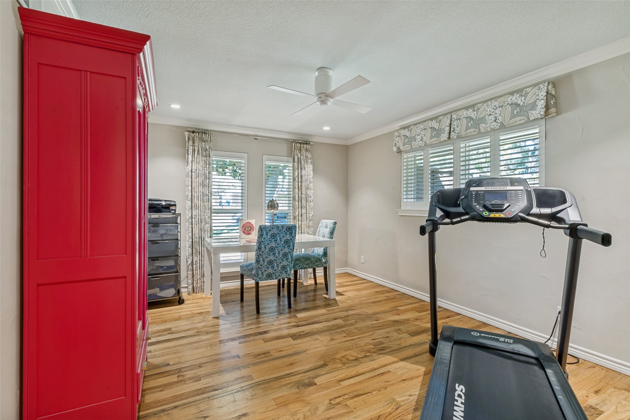 4148 Myerwood Lane