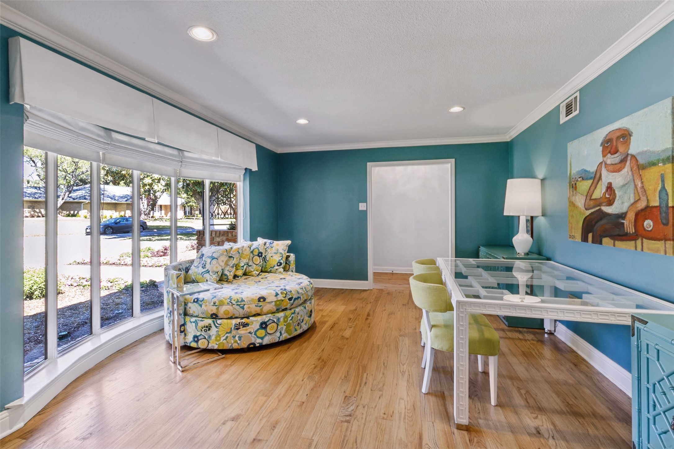 4148 Myerwood Lane