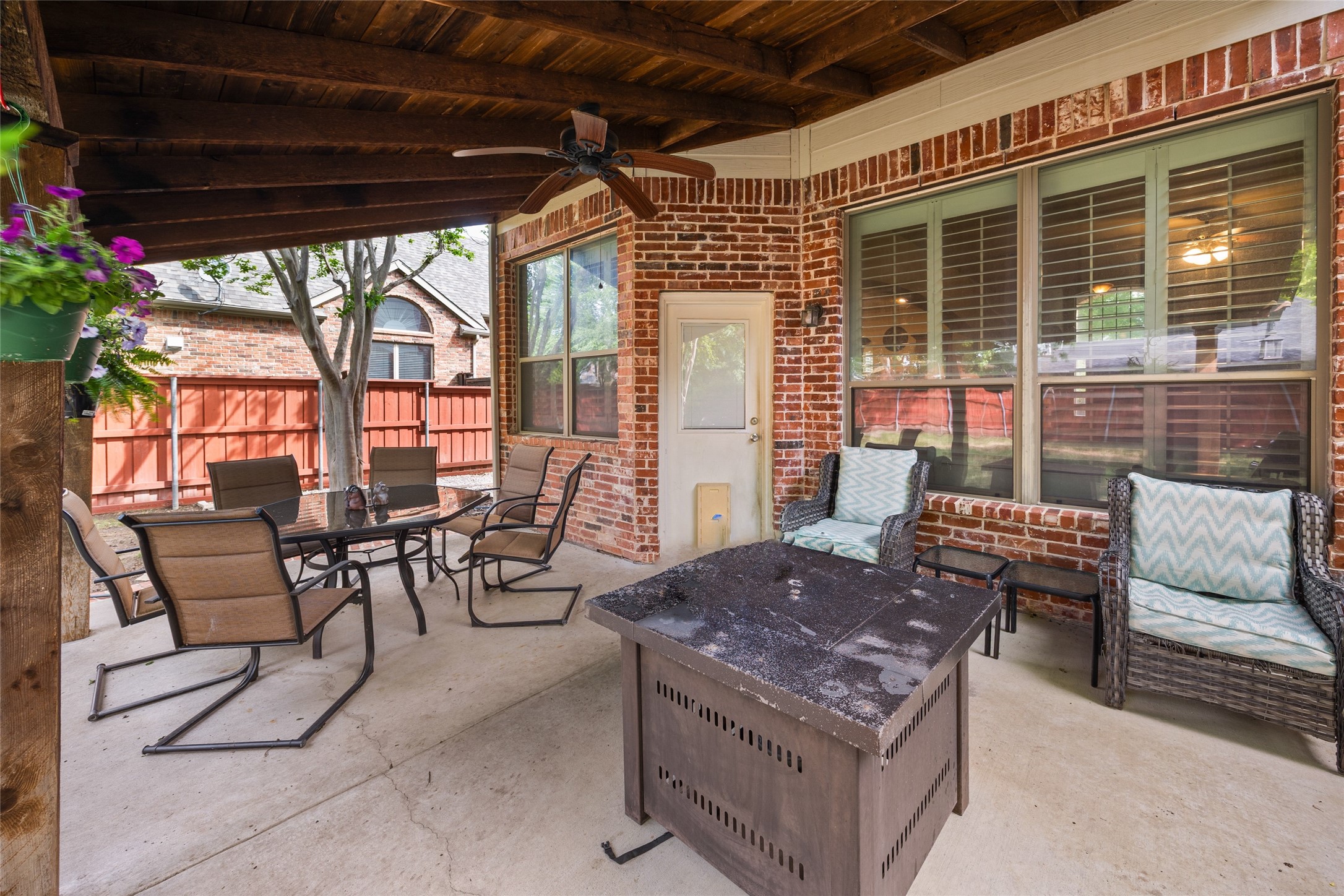 1503 Vinecrest Lane