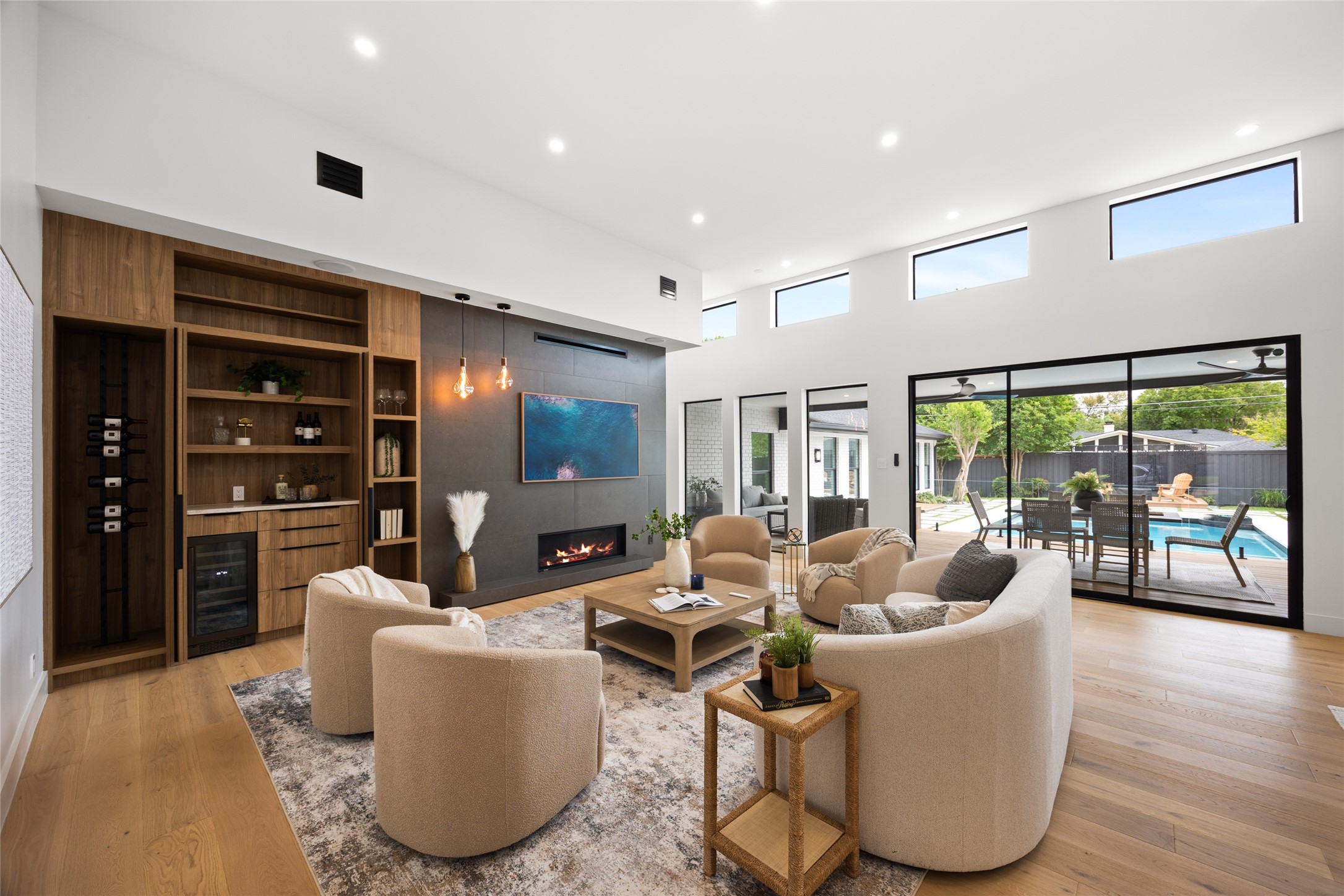 4624 Willow Lane