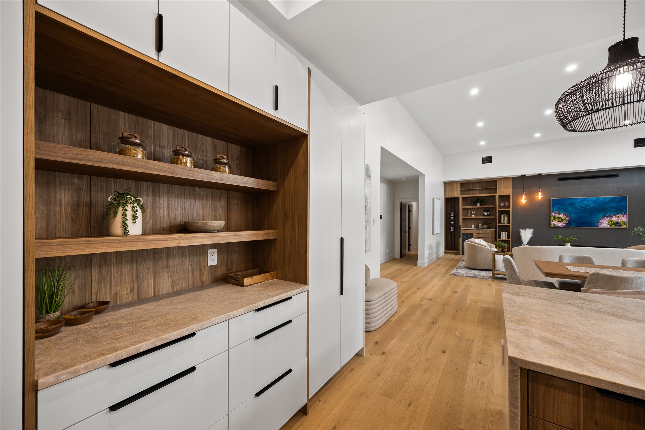 4624 Willow Lane