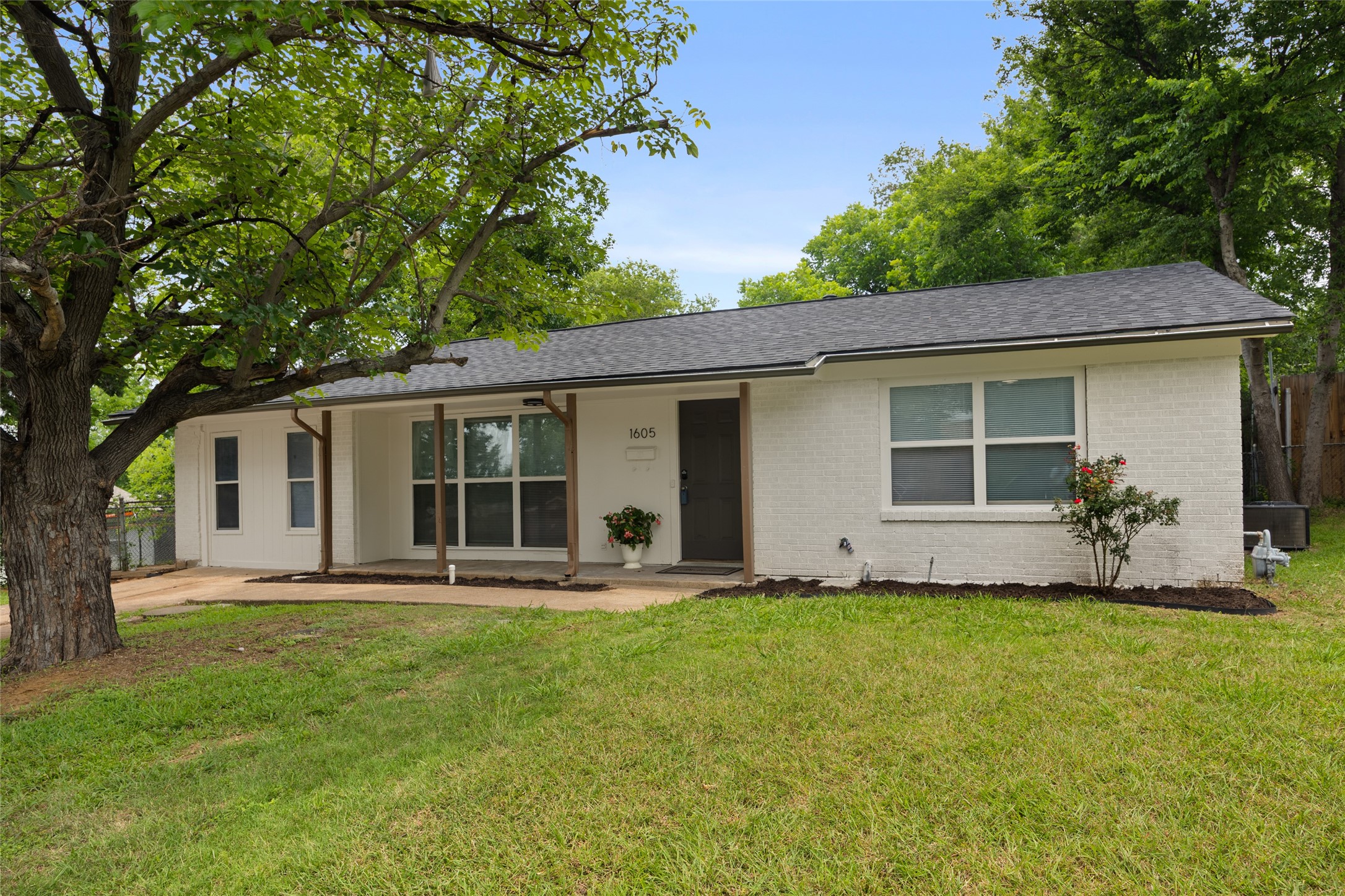 1605 Proctor Drive
