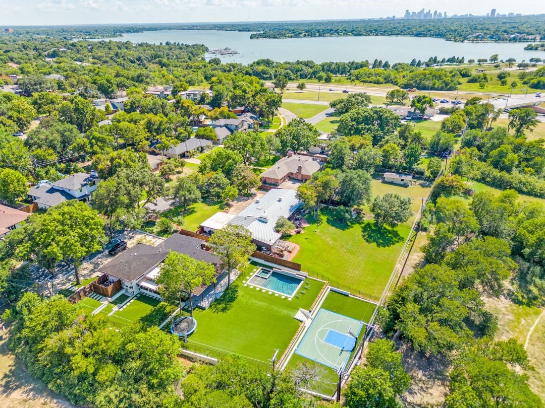 9755 Van Dyke Road