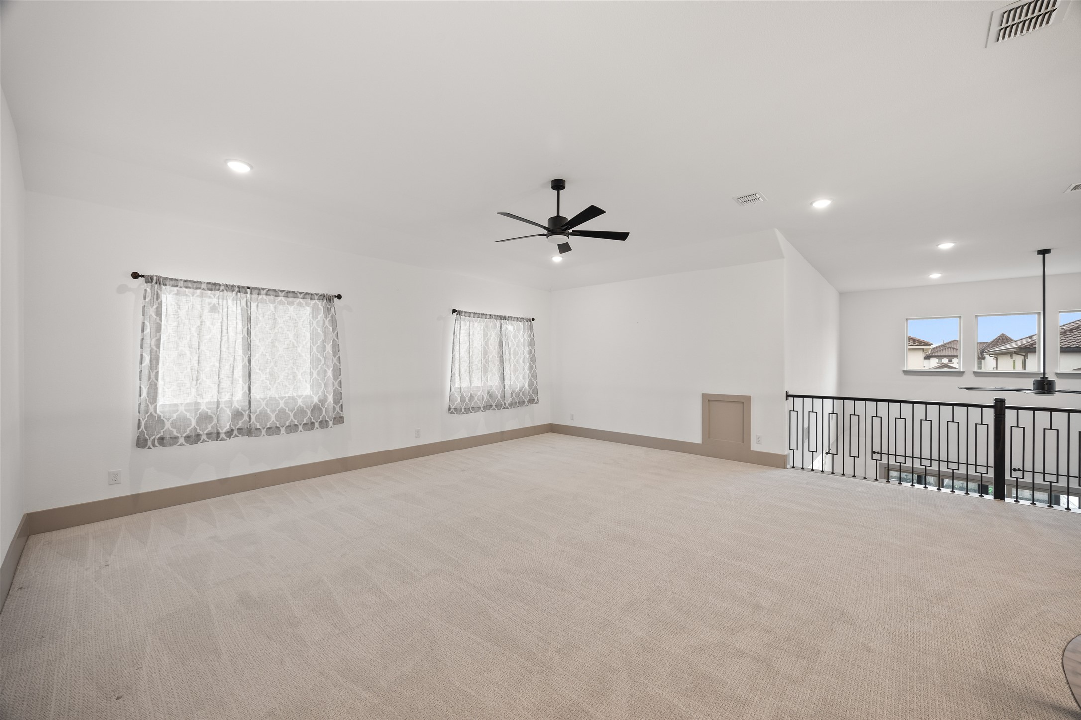 12189 Diamond Creek Drive
