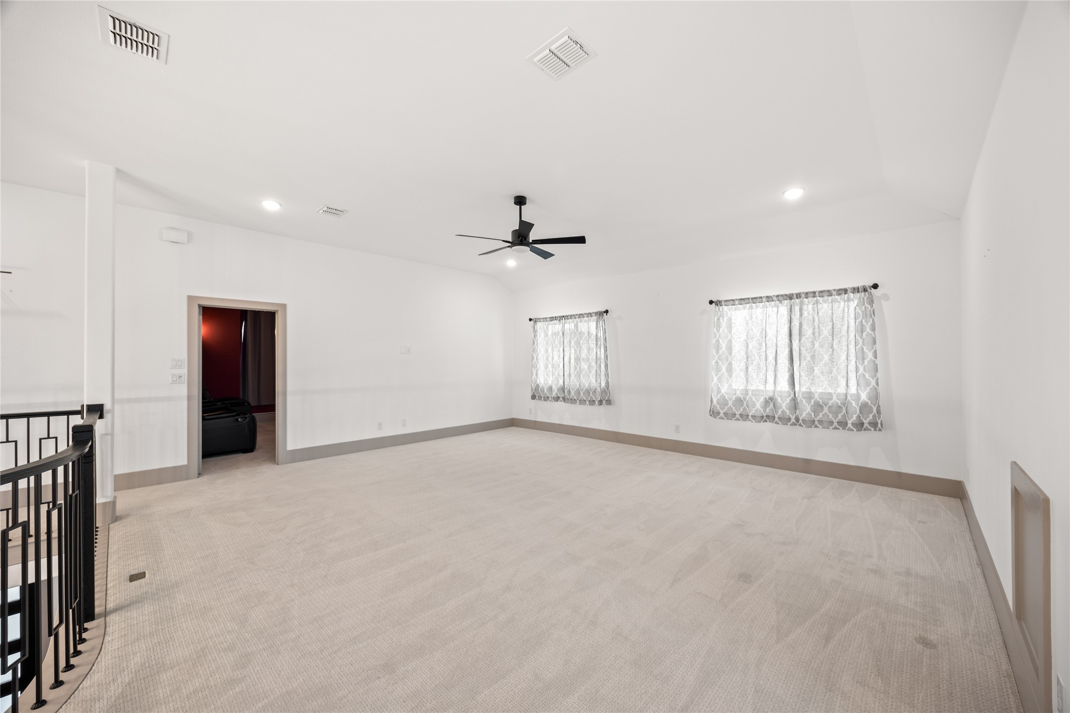 12189 Diamond Creek Drive
