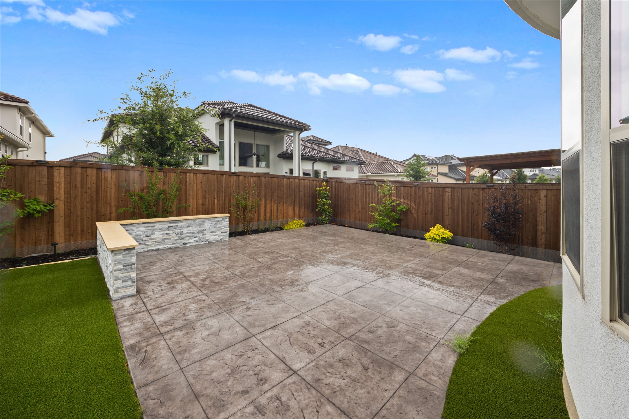12189 Diamond Creek Drive