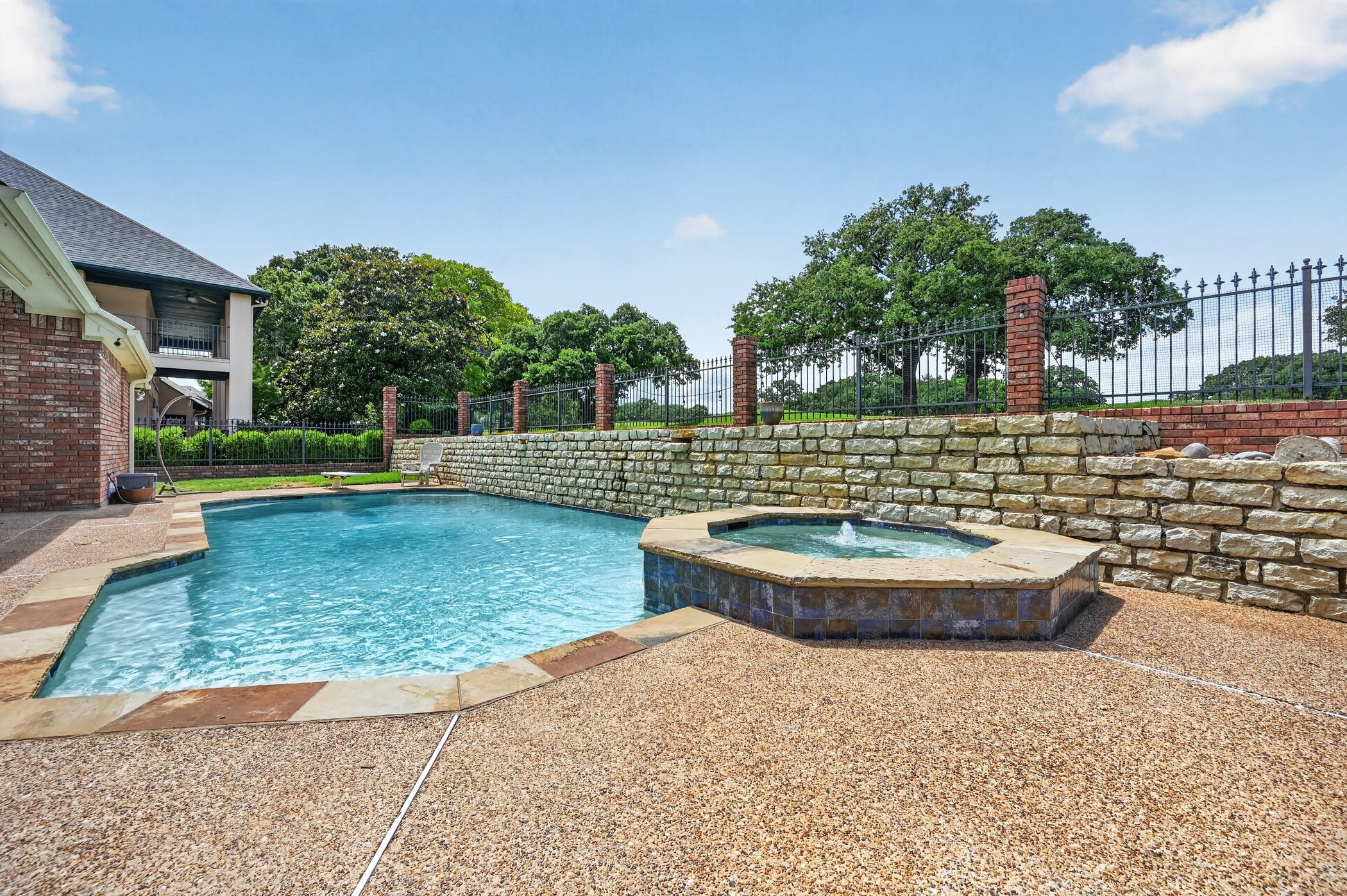 1411 Danbury Drive
