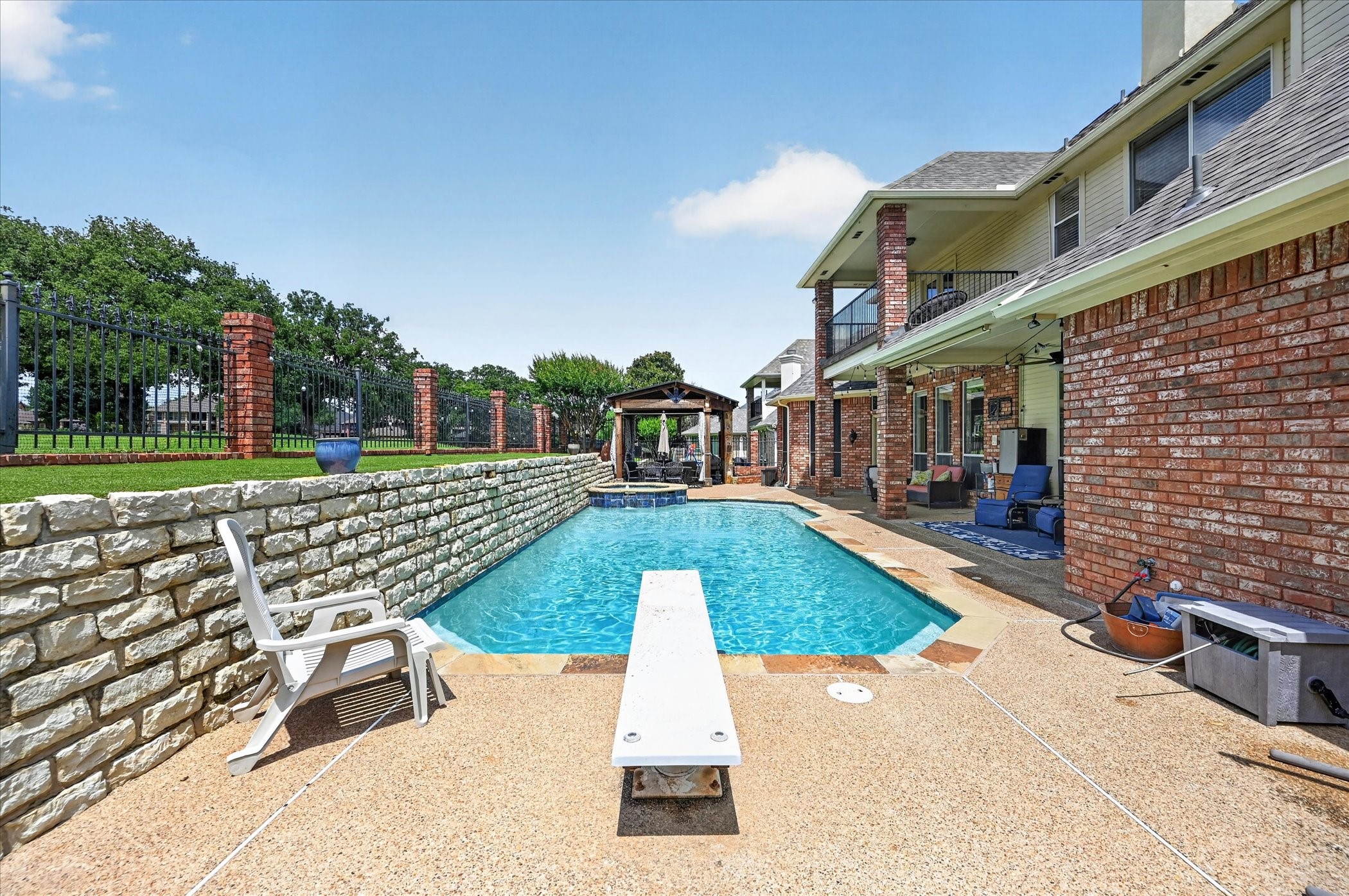 1411 Danbury Drive