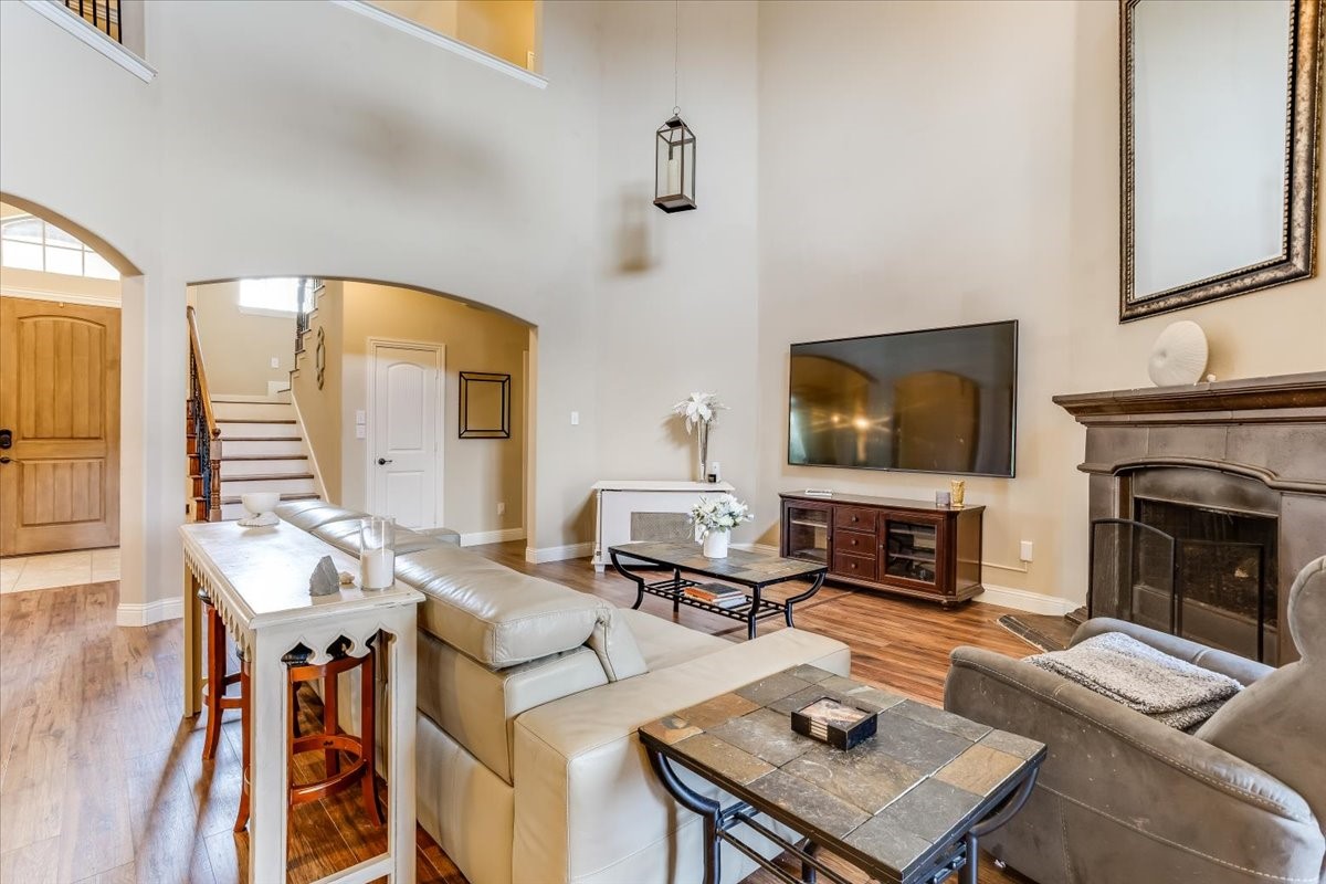 3608 Bright Star Way