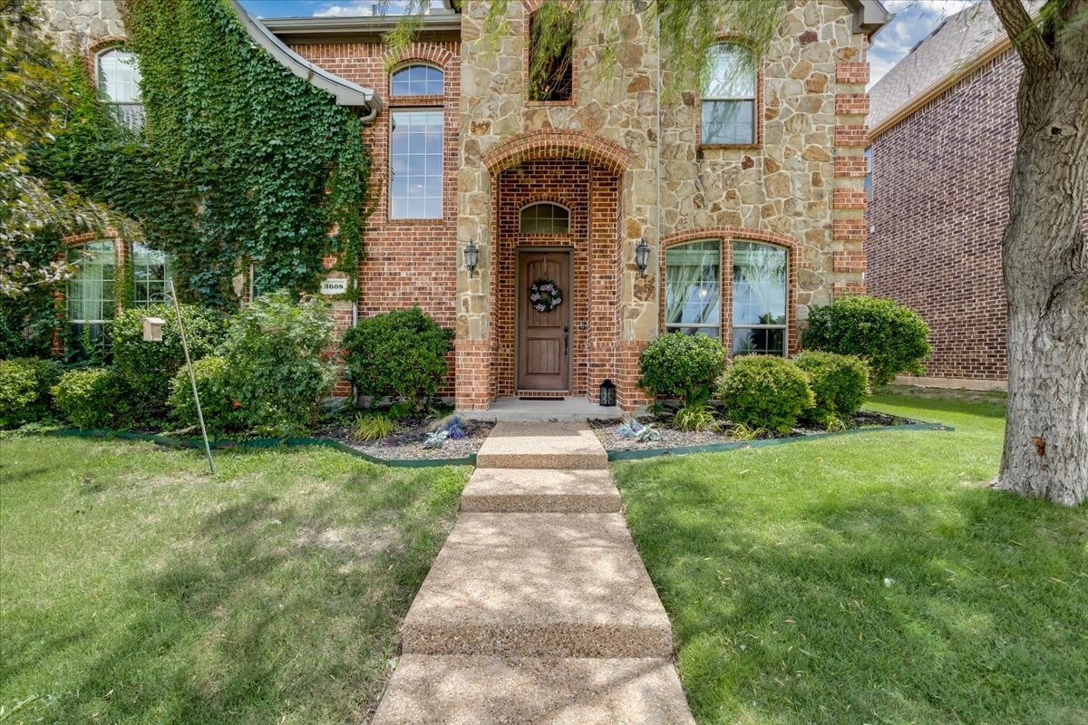 3608 Bright Star Way