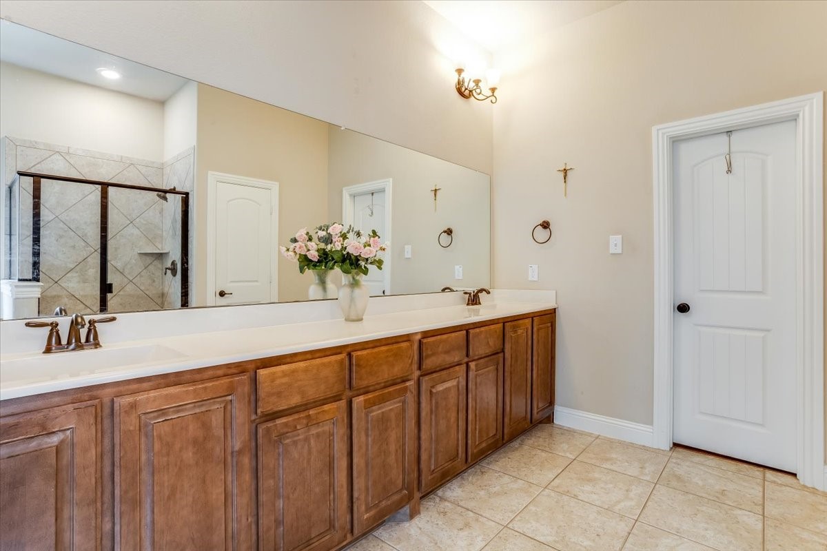 3608 Bright Star Way