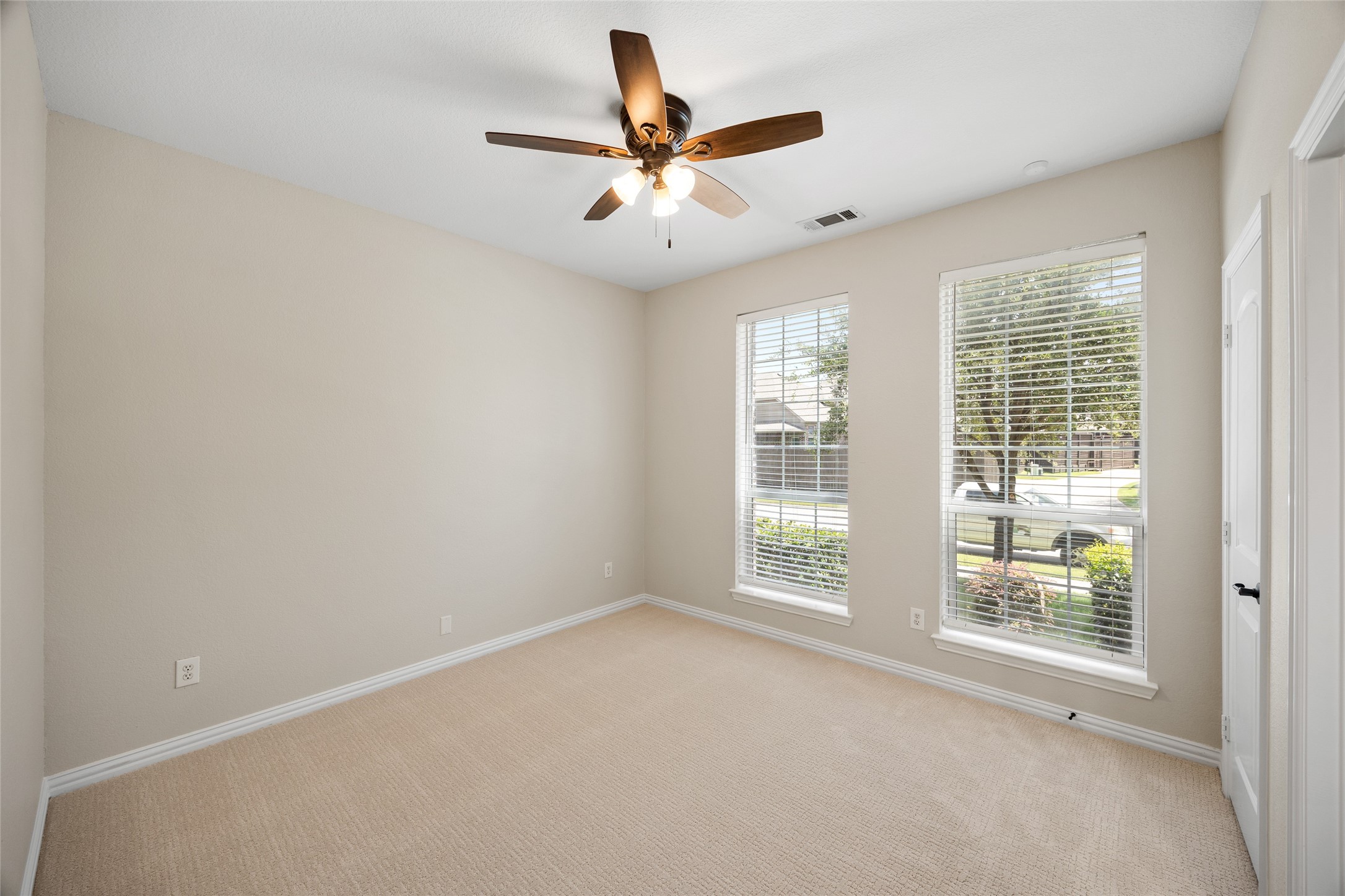 1196 Bentgrass Drive