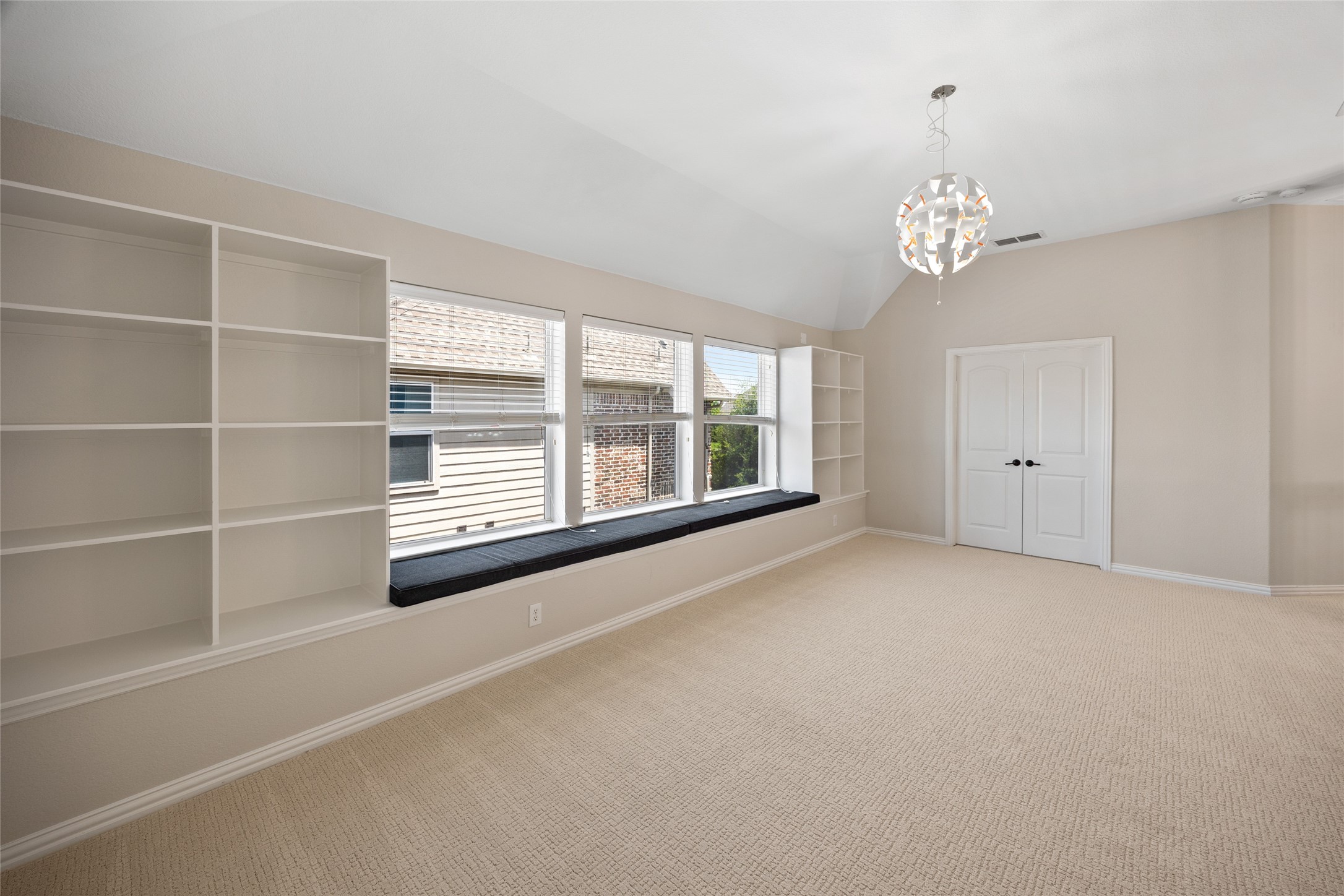 1196 Bentgrass Drive