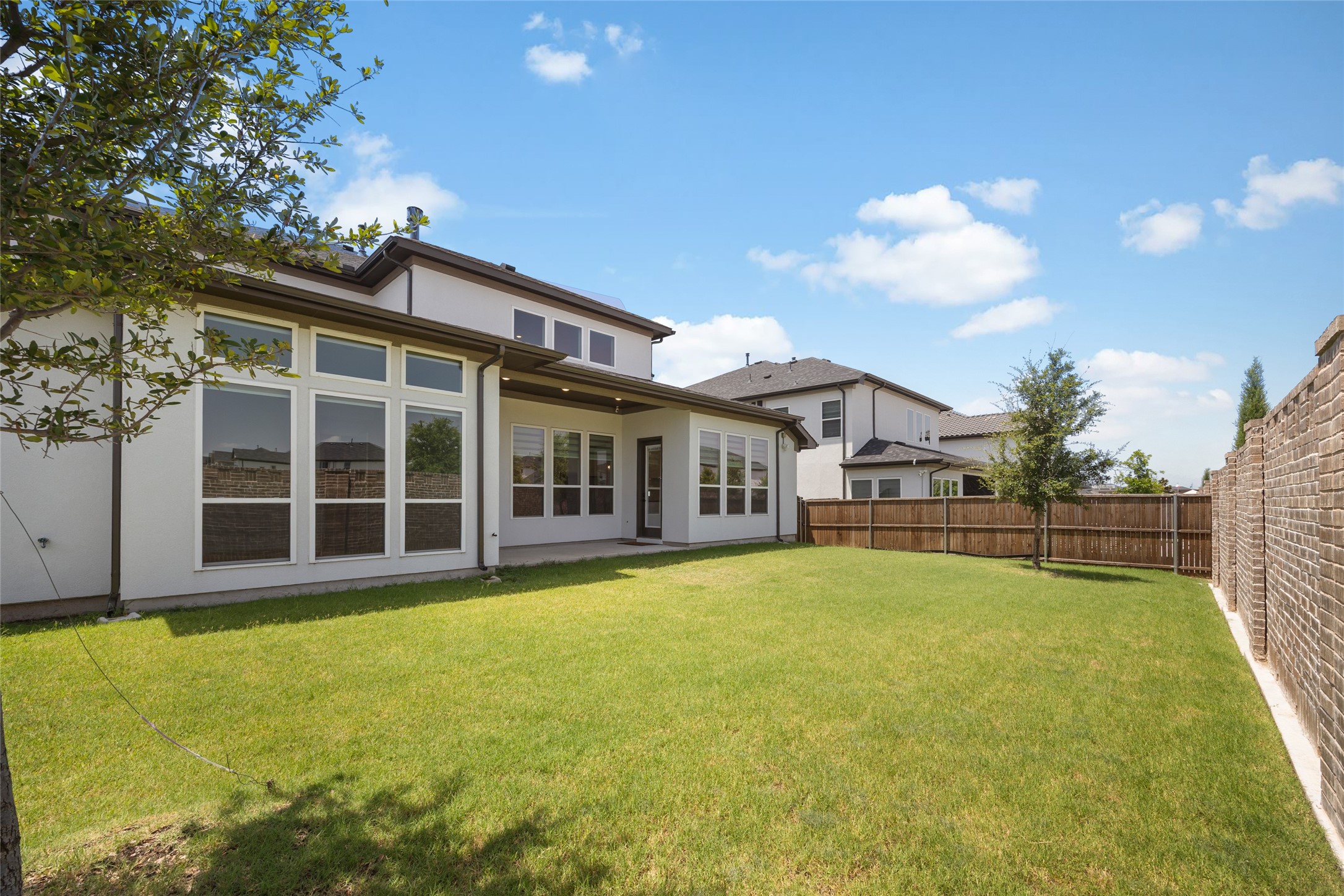 12534 Deer Trail