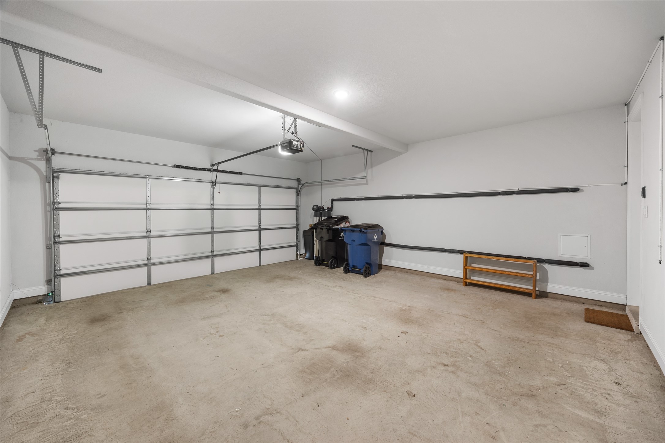 12534 Deer Trail