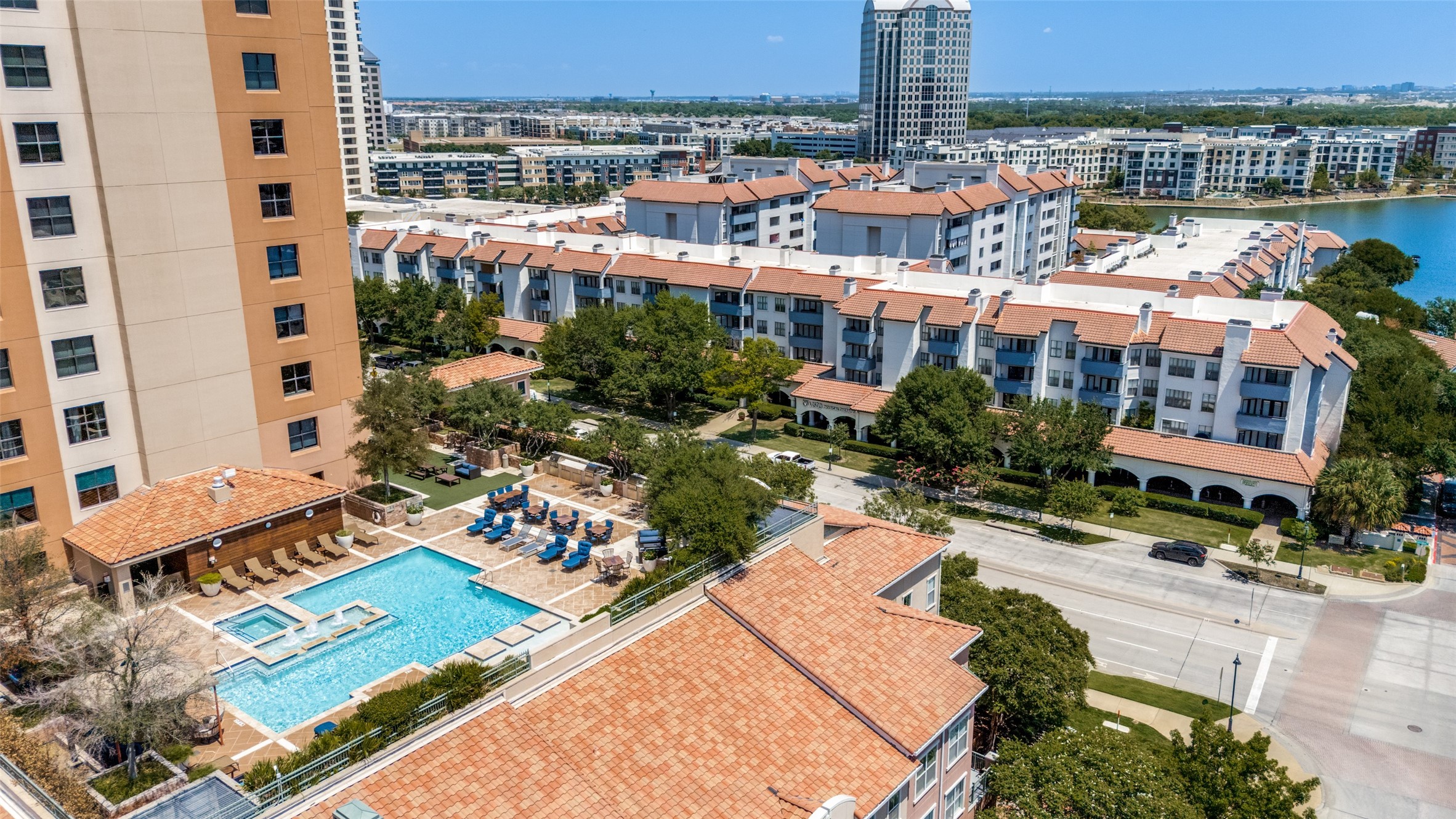 330 Las Colinas Boulevard E 1522