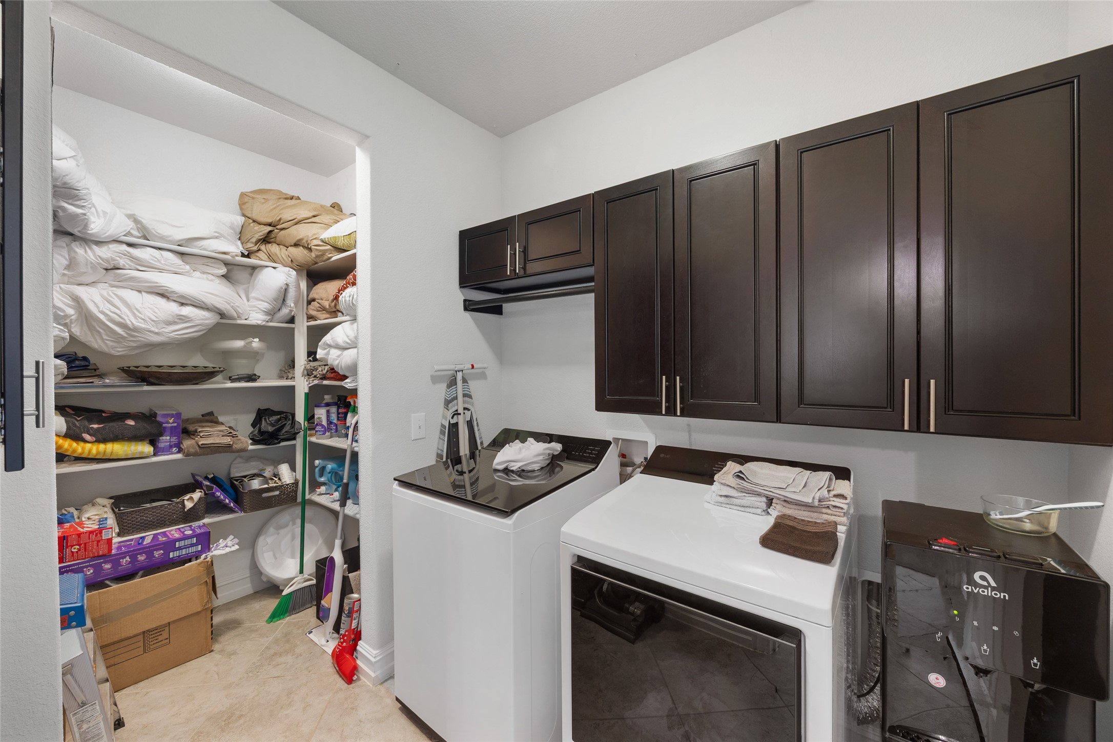 3149 Castaway Lane