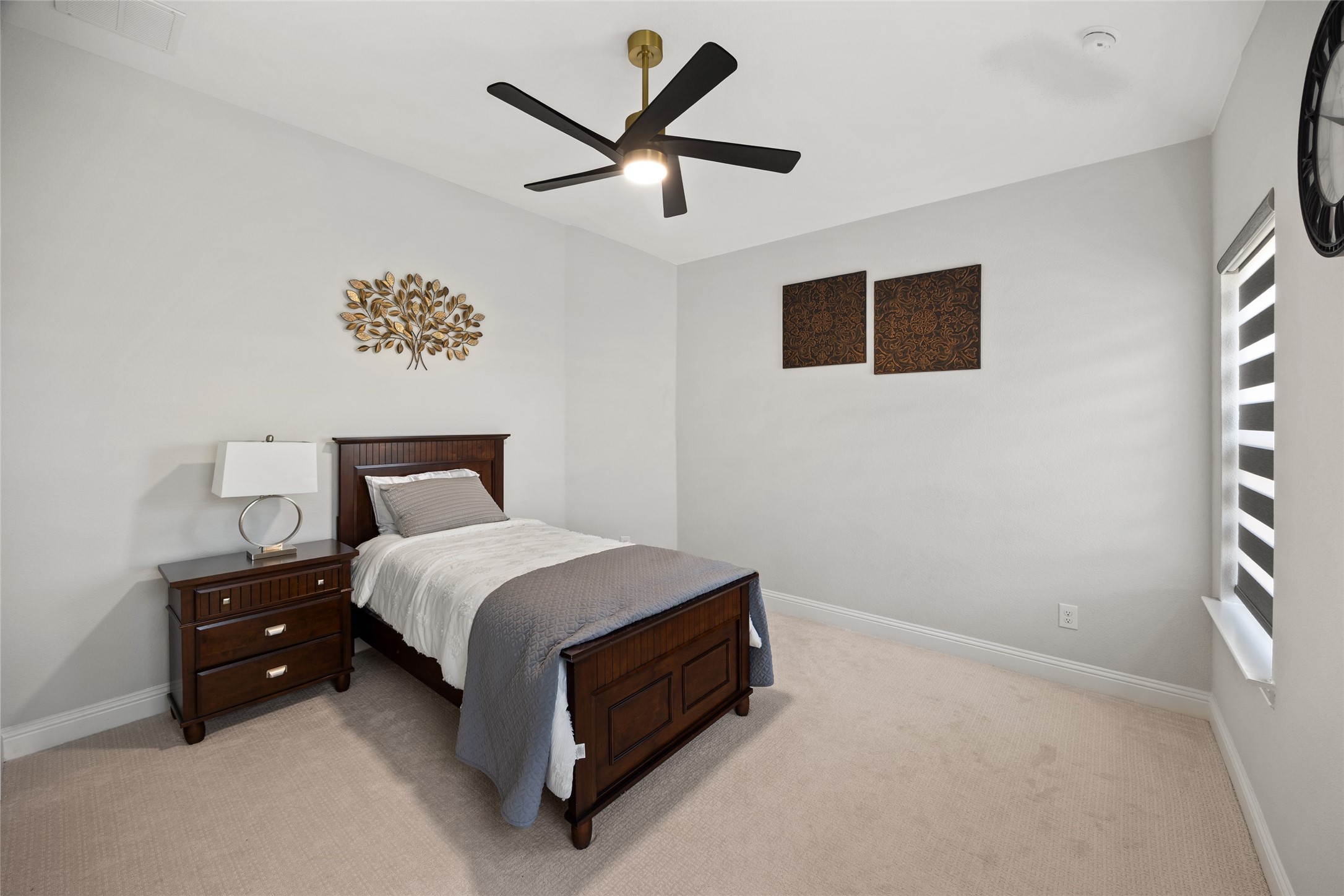 12512 Deer Trail