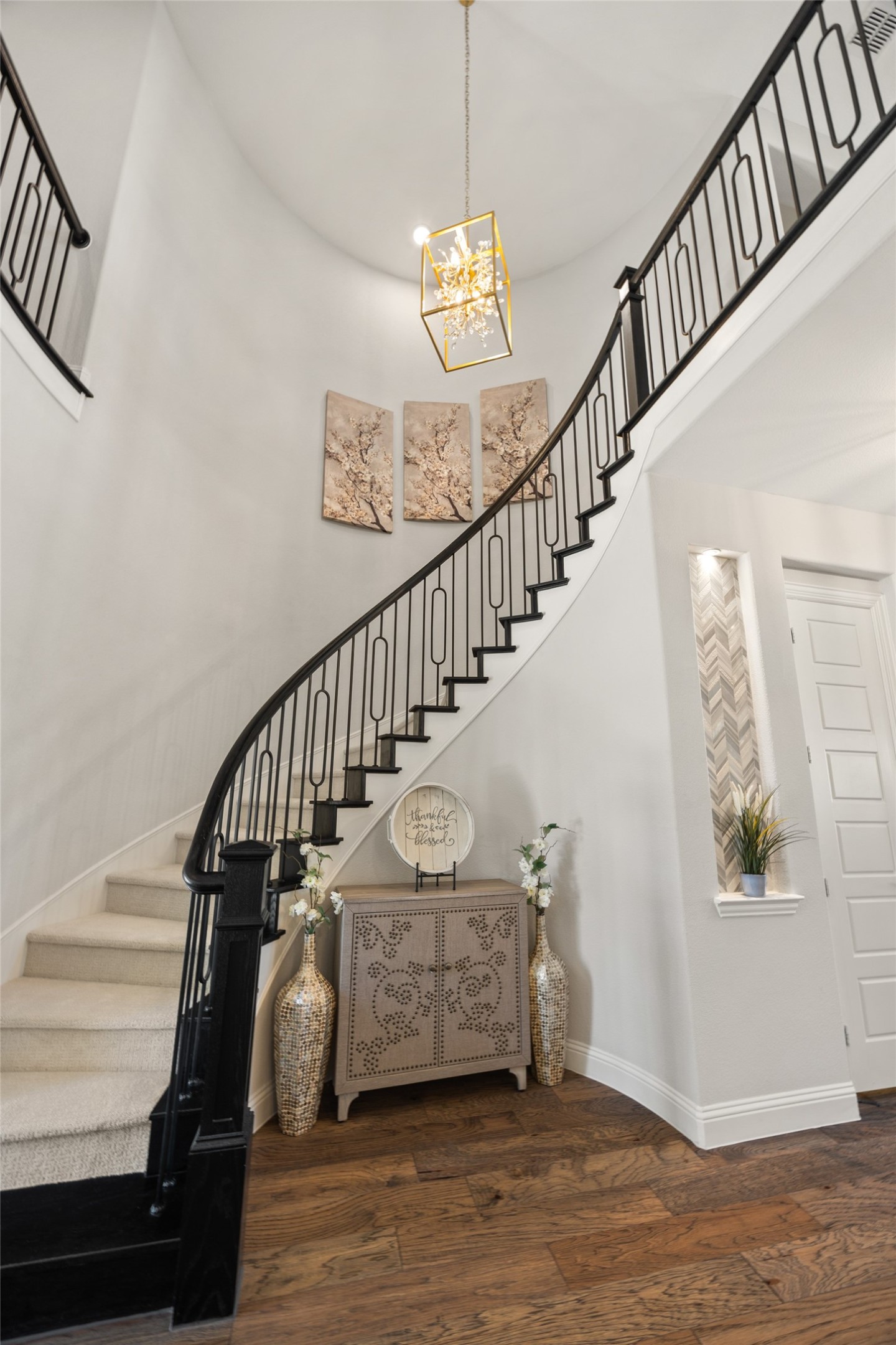 12512 Deer Trail