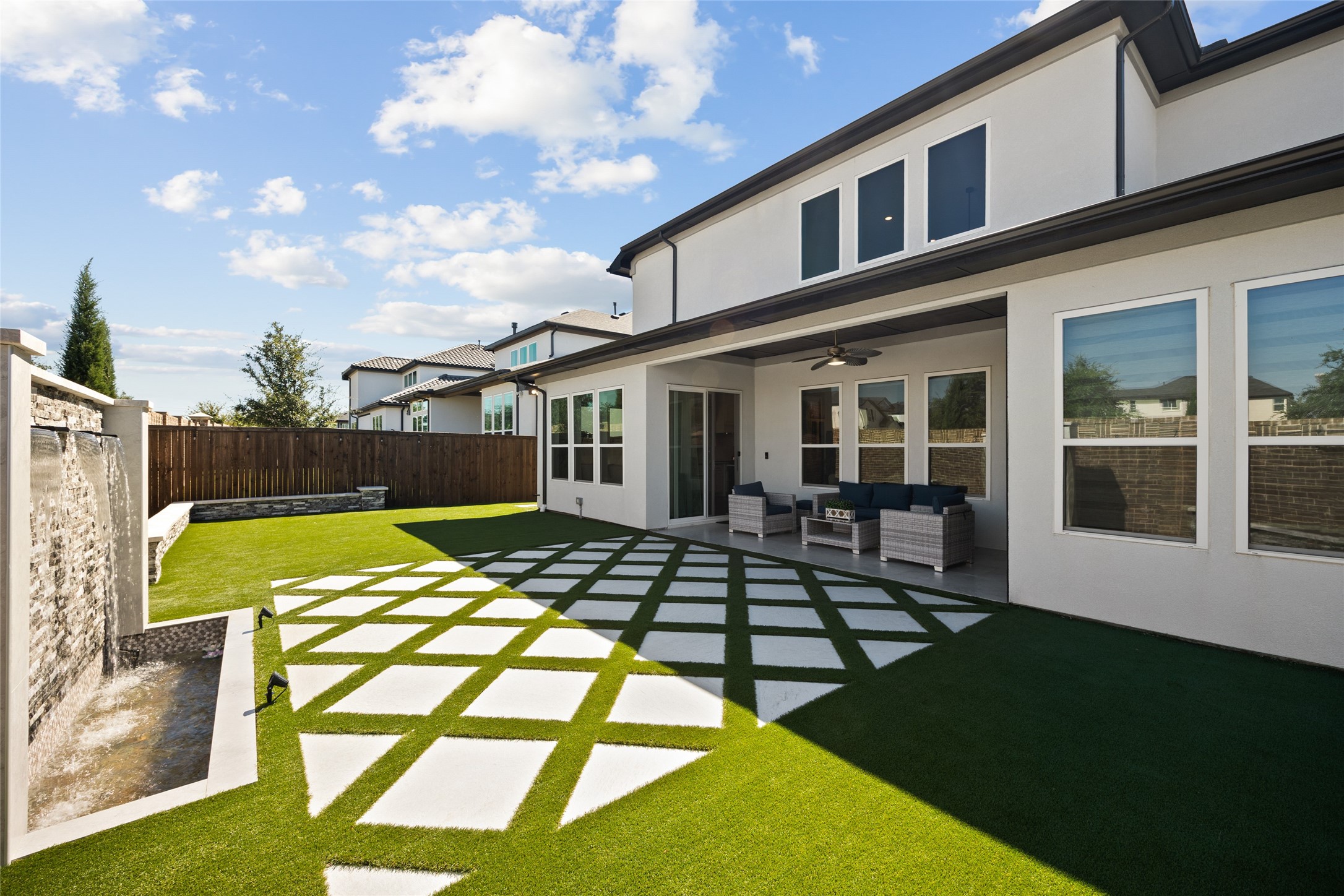 12512 Deer Trail