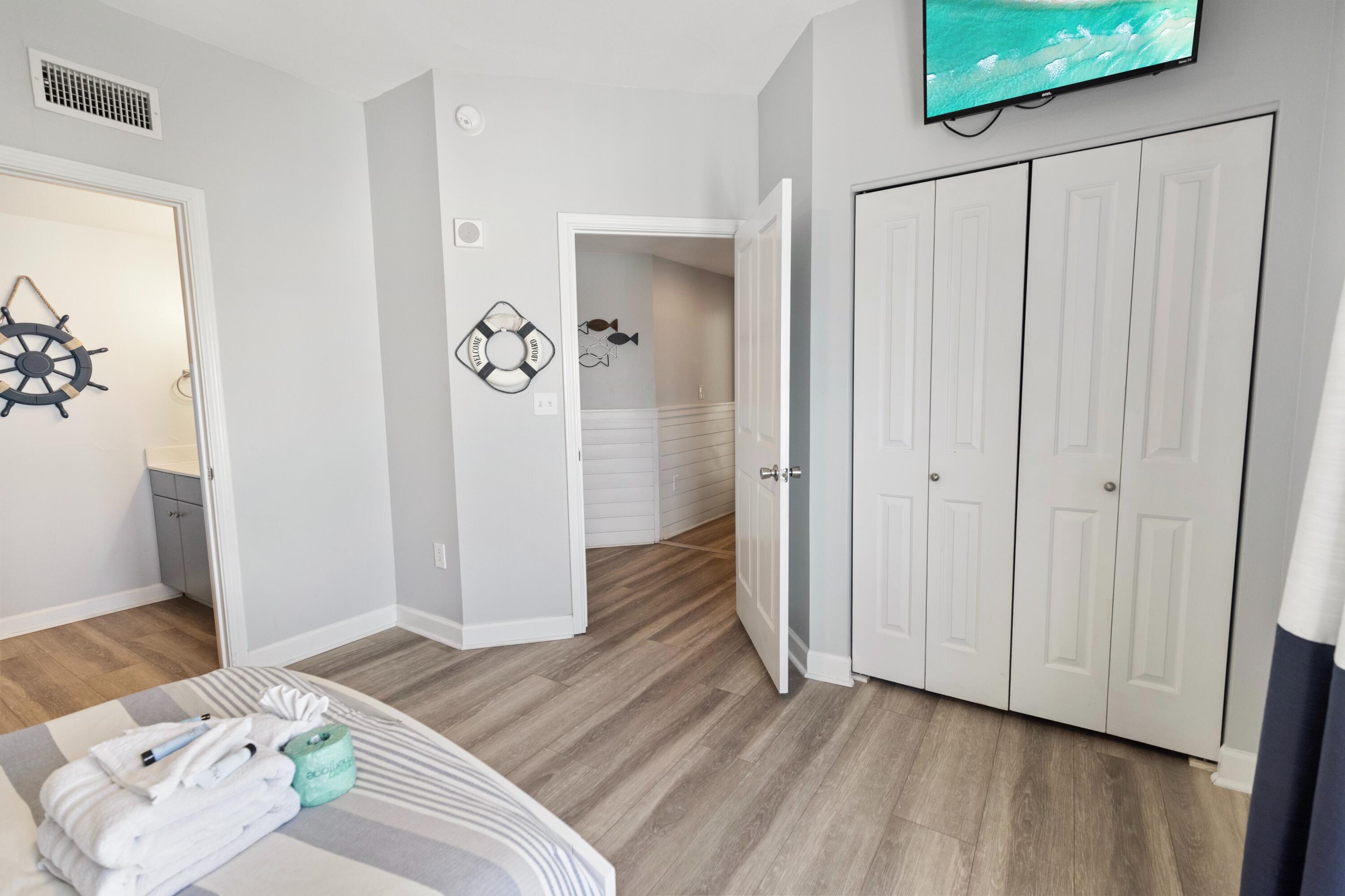 9900 S Thomas Drive UNIT 1728
