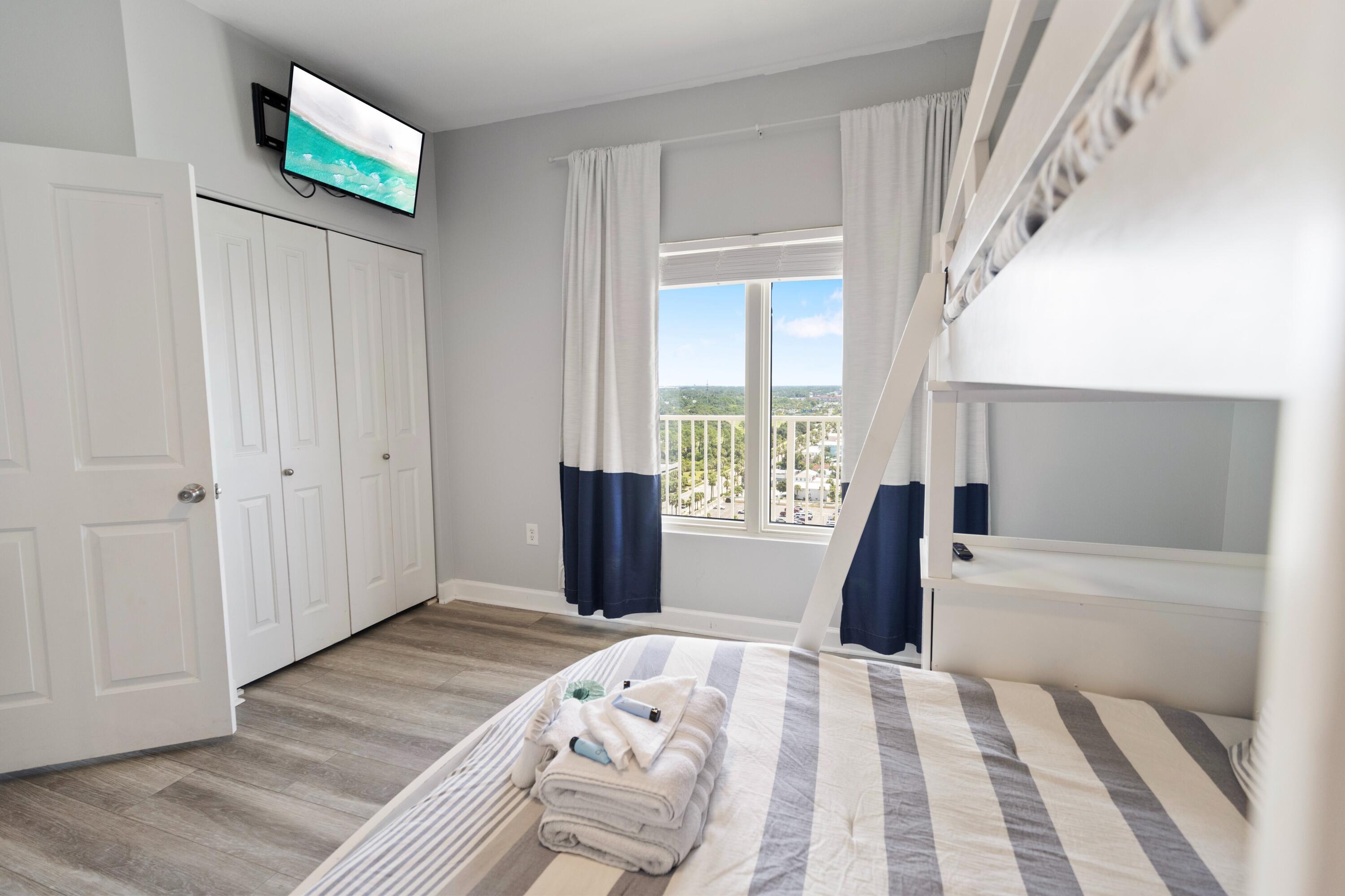 9900 S Thomas Drive UNIT 1728