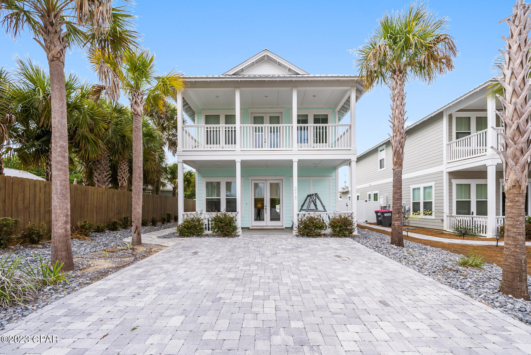 213 Sands Street