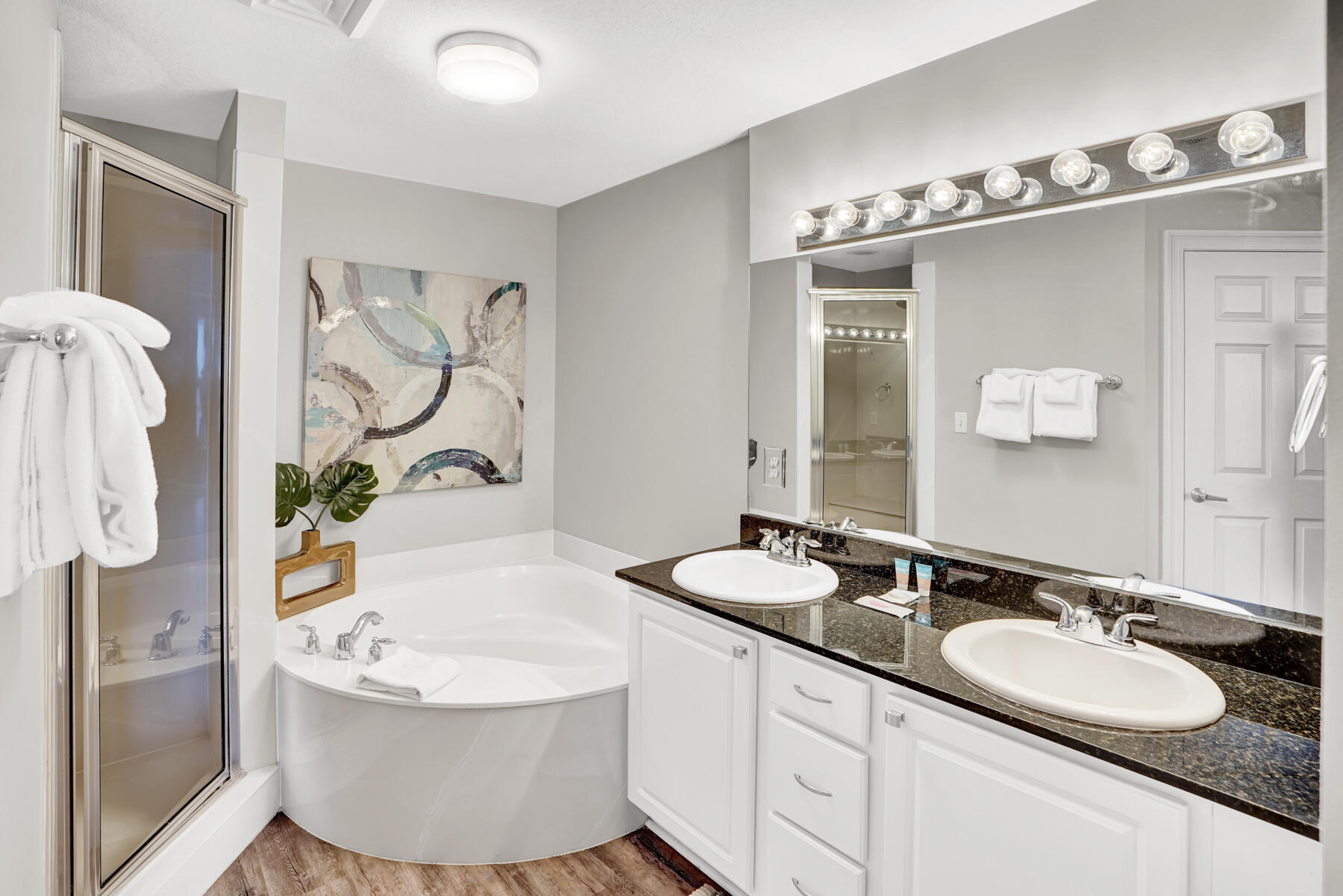 15817 Front Beach Road Unit: 2-909