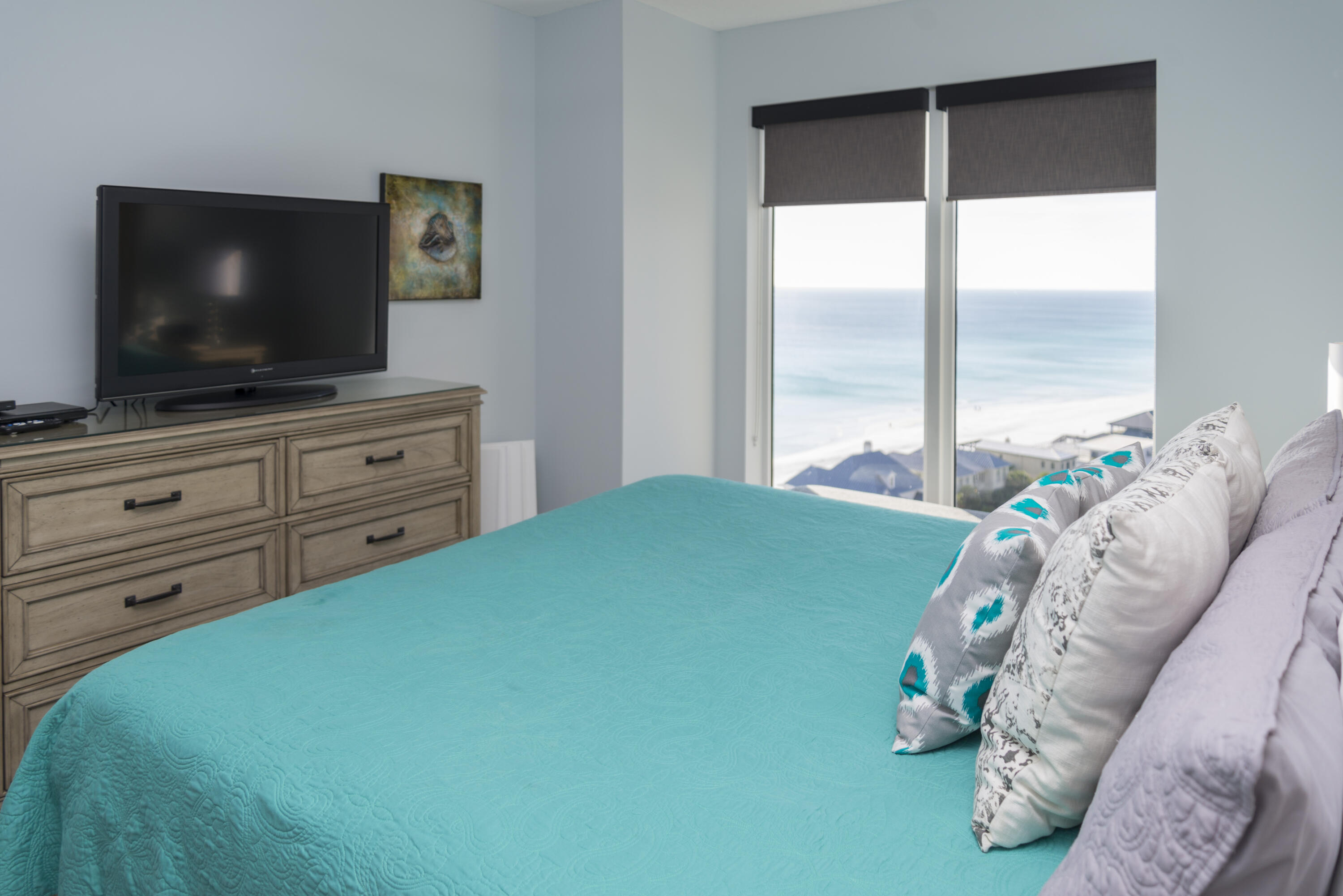 4810 Westwinds Drive Unit: # 4810
