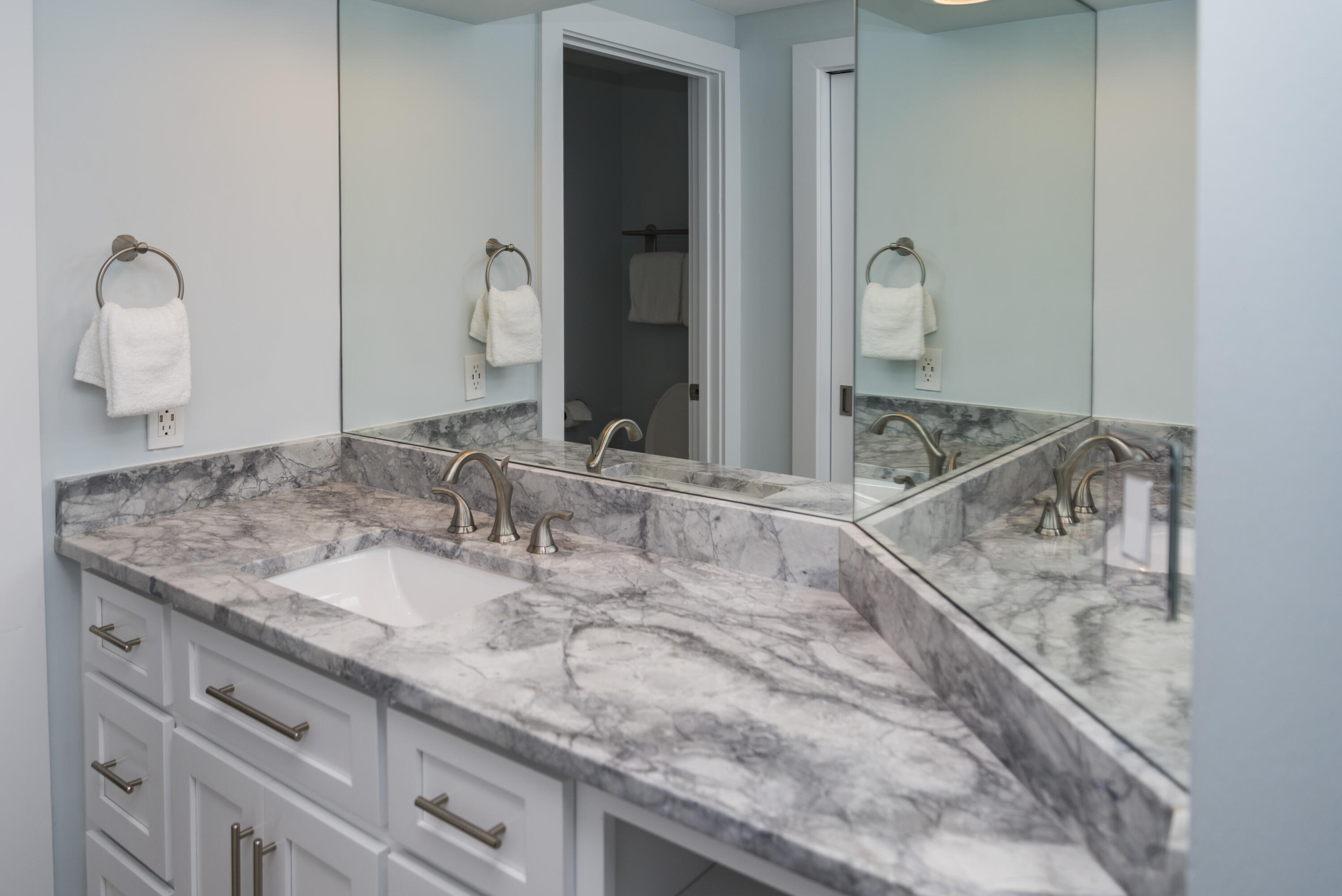 4810 Westwinds Drive Unit: # 4810